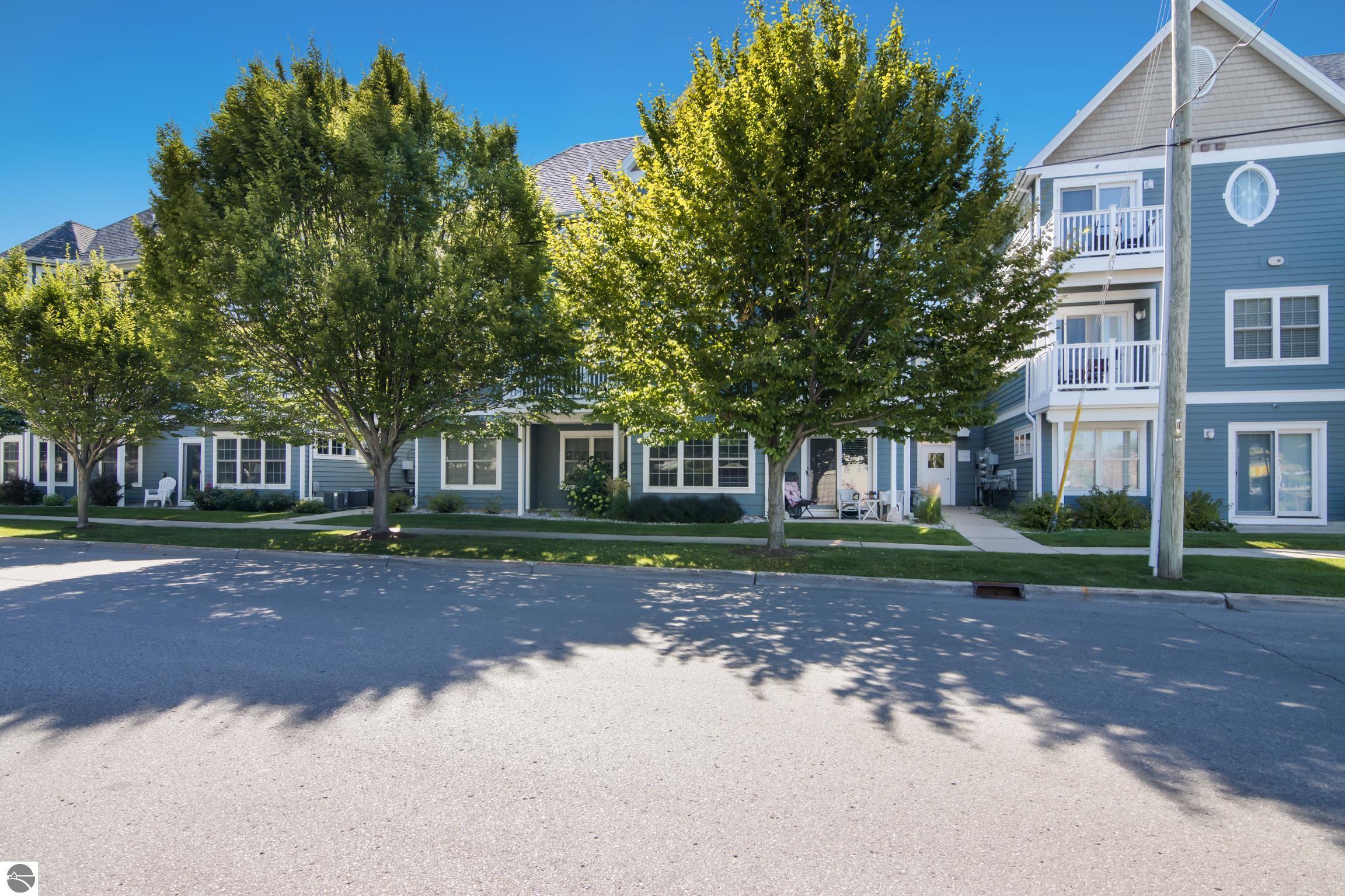 Traverse City, Michigan, 49686, United States, 2 Bedrooms Bedrooms, ,3 BathroomsBathrooms,Residential,For Sale,1967748