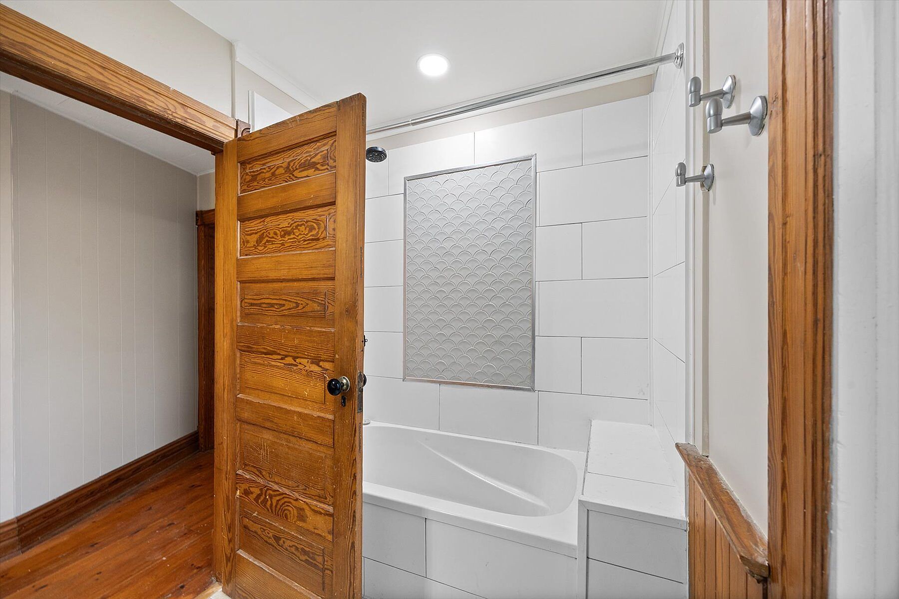  Impressive Century Home - 物件實景