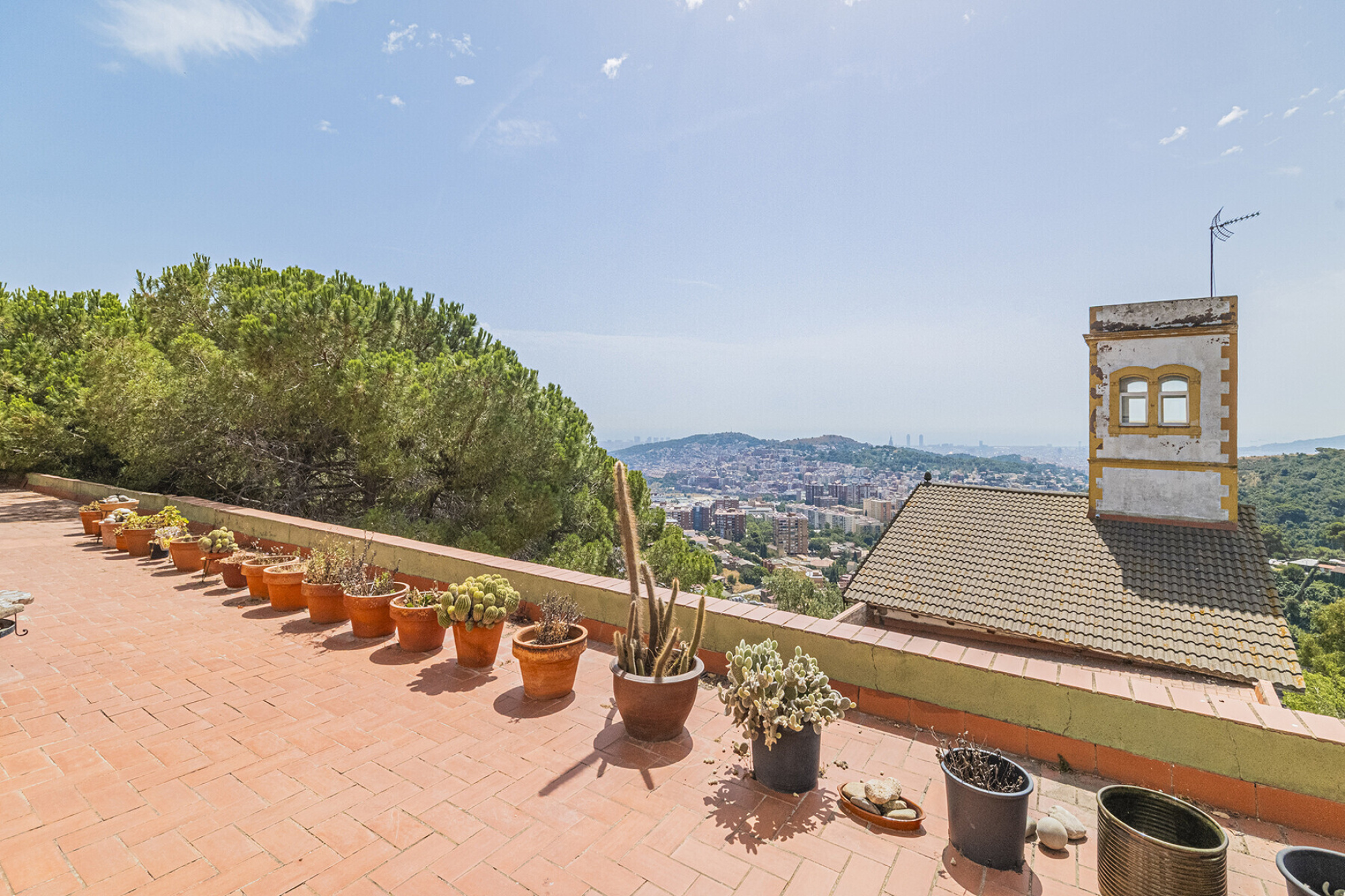  Detached house surrounded by nature with panoramic views of Barcelona - 物件實景