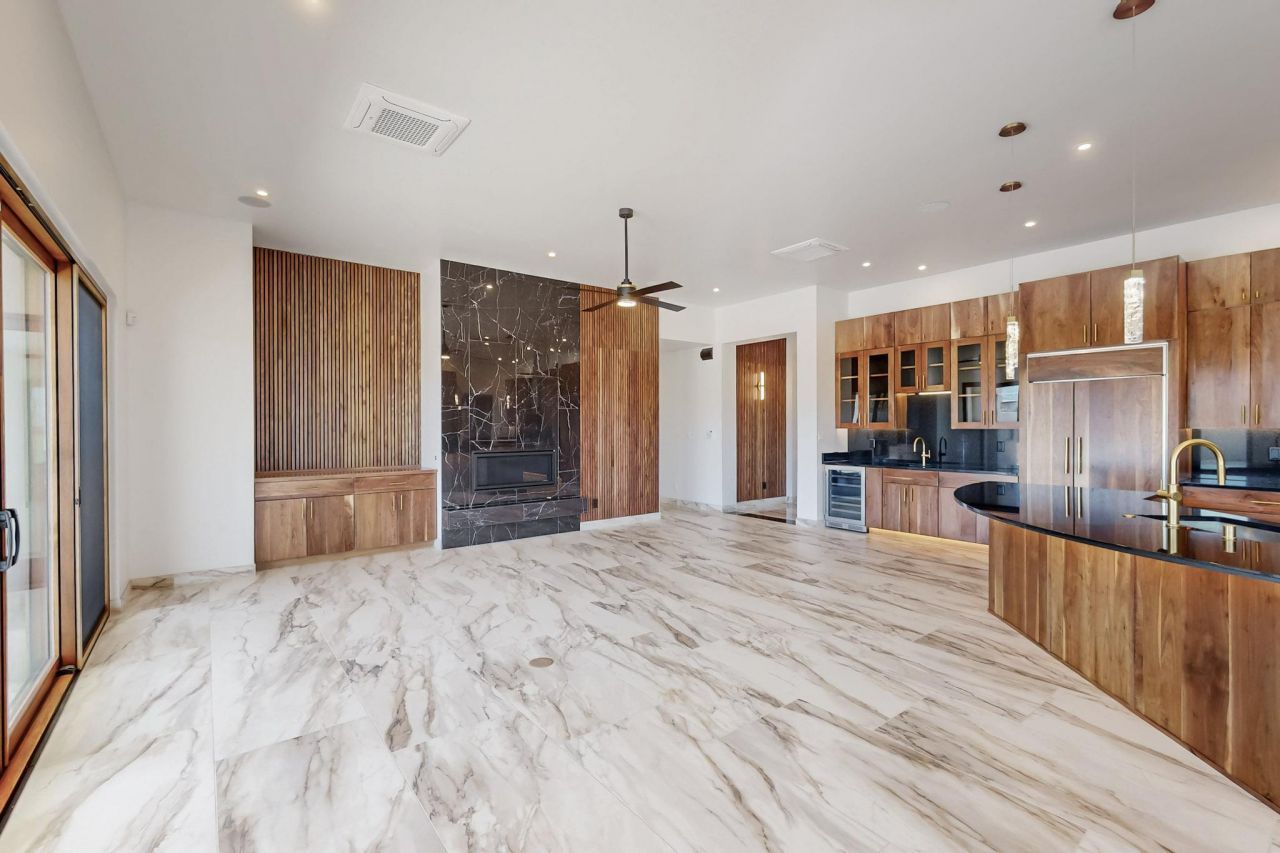 Placitas, New Mexico, 87043, United States, 3 Bedrooms Bedrooms, ,4 BathroomsBathrooms,Residential,For Sale,1903548
