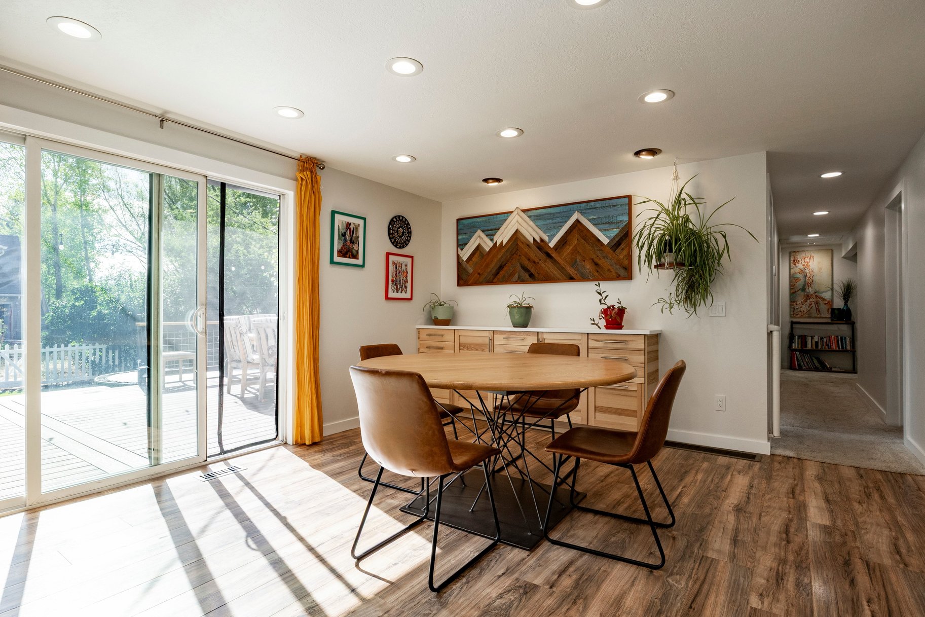  Charming Single Level Garden Home with Mountain Views - 物件實景
