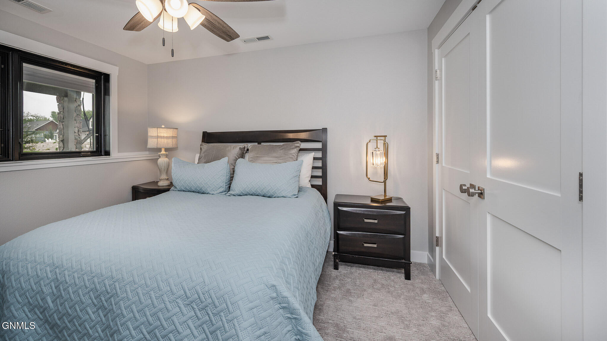 Bismarck, North Dakota, 58504, United States, 6 Bedrooms Bedrooms, ,4 BathroomsBathrooms,Residential,For Sale,1982102