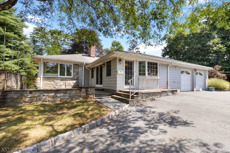 Madison Boro, New Jersey, 07940, United States, 4 Bedrooms Bedrooms, ,3 BathroomsBathrooms,Residential,For Sale,1906831