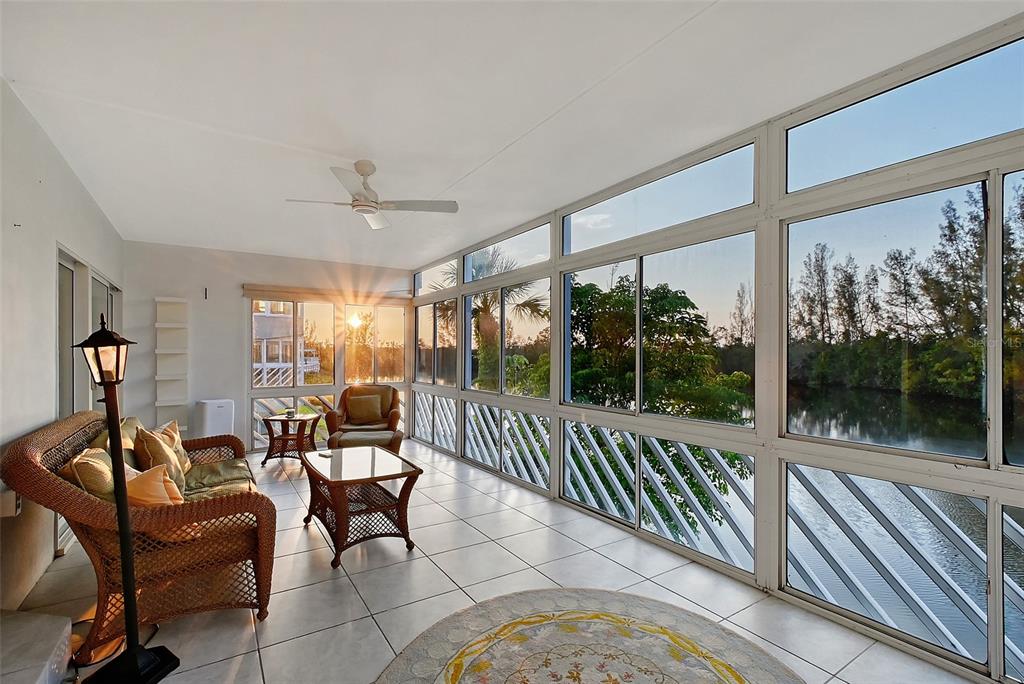 Bradenton, Florida, 34210, United States, 2 Bedrooms Bedrooms, ,3 BathroomsBathrooms,Residential,For Sale,1793424