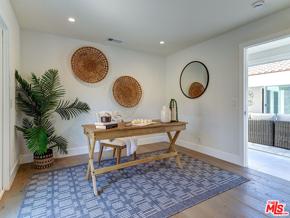 Huntington Beach, California, 92649, United States, 3 Bedrooms Bedrooms, ,2 BathroomsBathrooms,Residential,For Sale,2003446