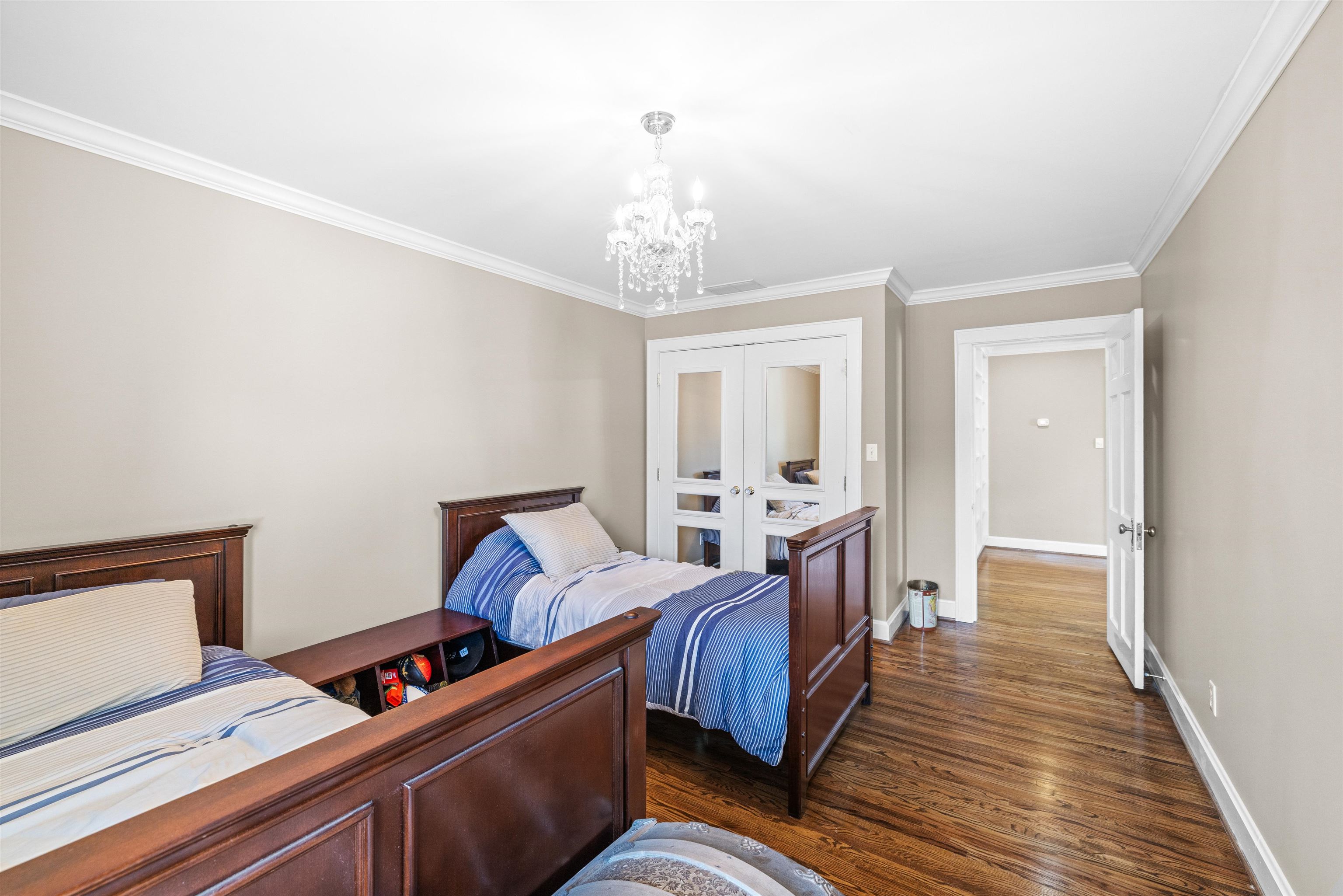 Owensboro, Kentucky, 42301, United States, 4 Bedrooms Bedrooms, ,4 BathroomsBathrooms,Residential,For Sale,1924397