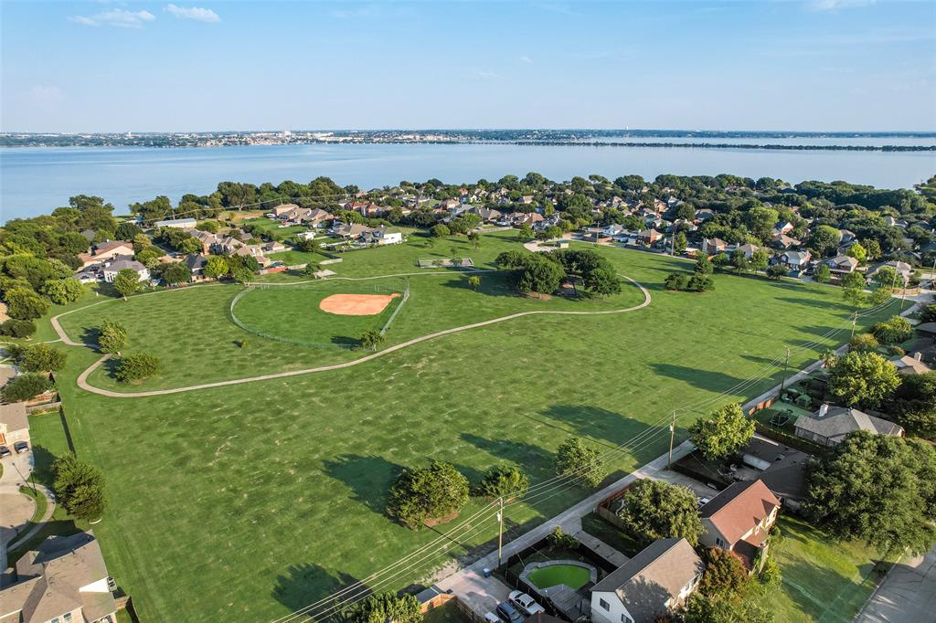 Rowlett, Texas, 75088, United States, 4 Bedrooms Bedrooms, ,3 BathroomsBathrooms,Residential,For Sale,1949742