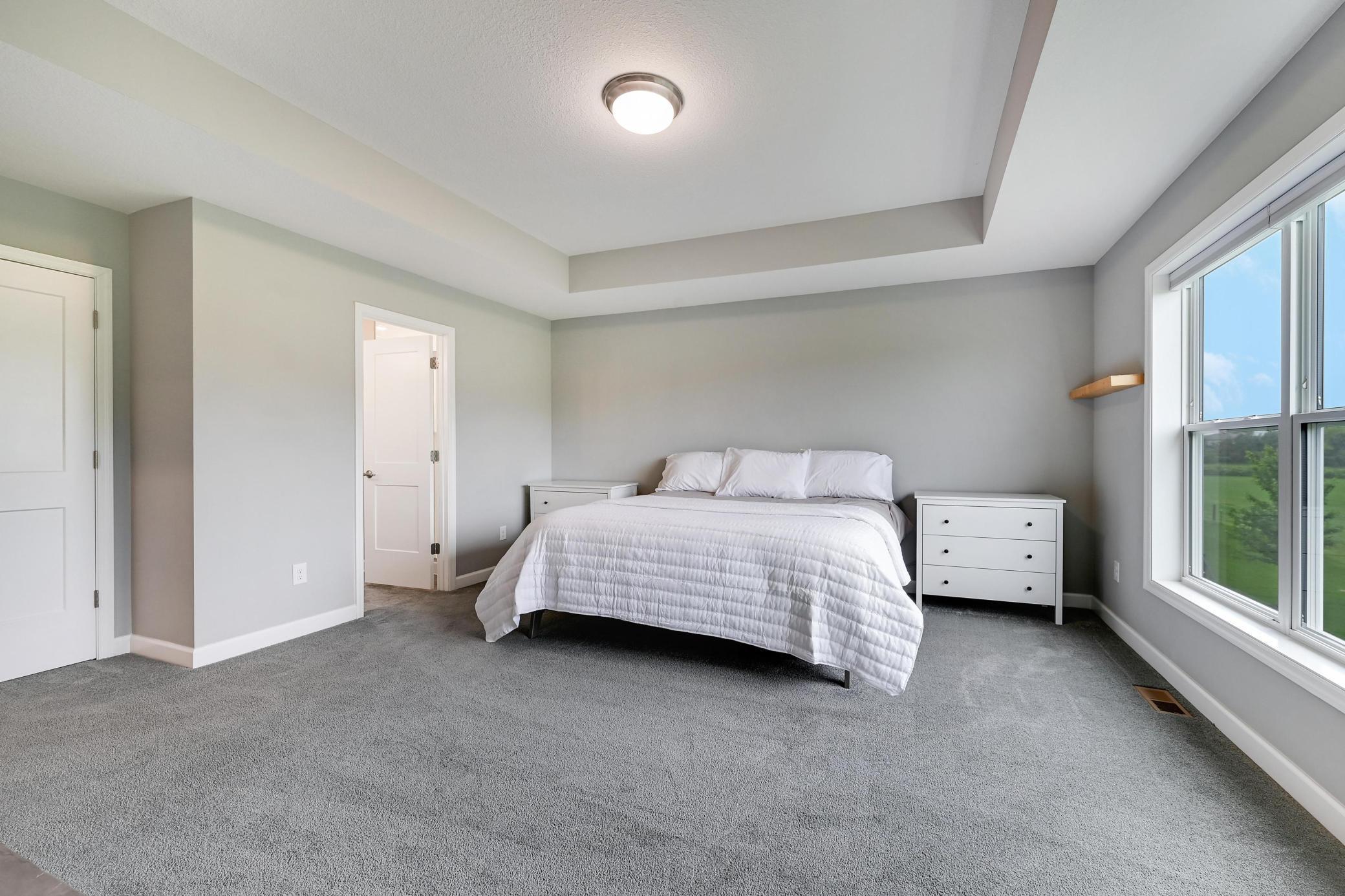 Rosemount, Minnesota, 55068, United States, 4 Bedrooms Bedrooms, ,4 BathroomsBathrooms,Residential,For Sale,1882599