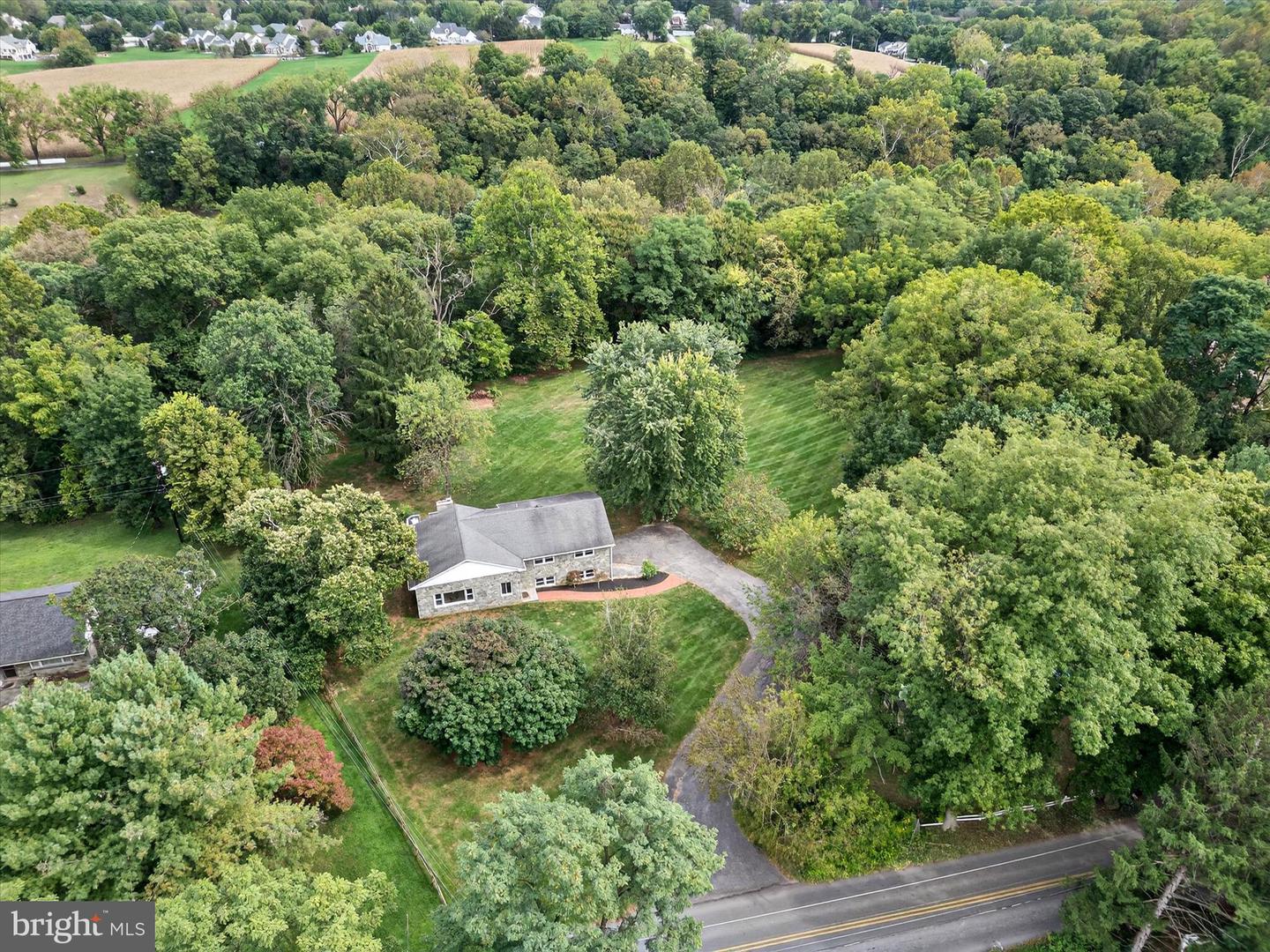 Lancaster, Pennsylvania, 17601, United States, 4 Bedrooms Bedrooms, ,3 BathroomsBathrooms,Residential,For Sale,2003108