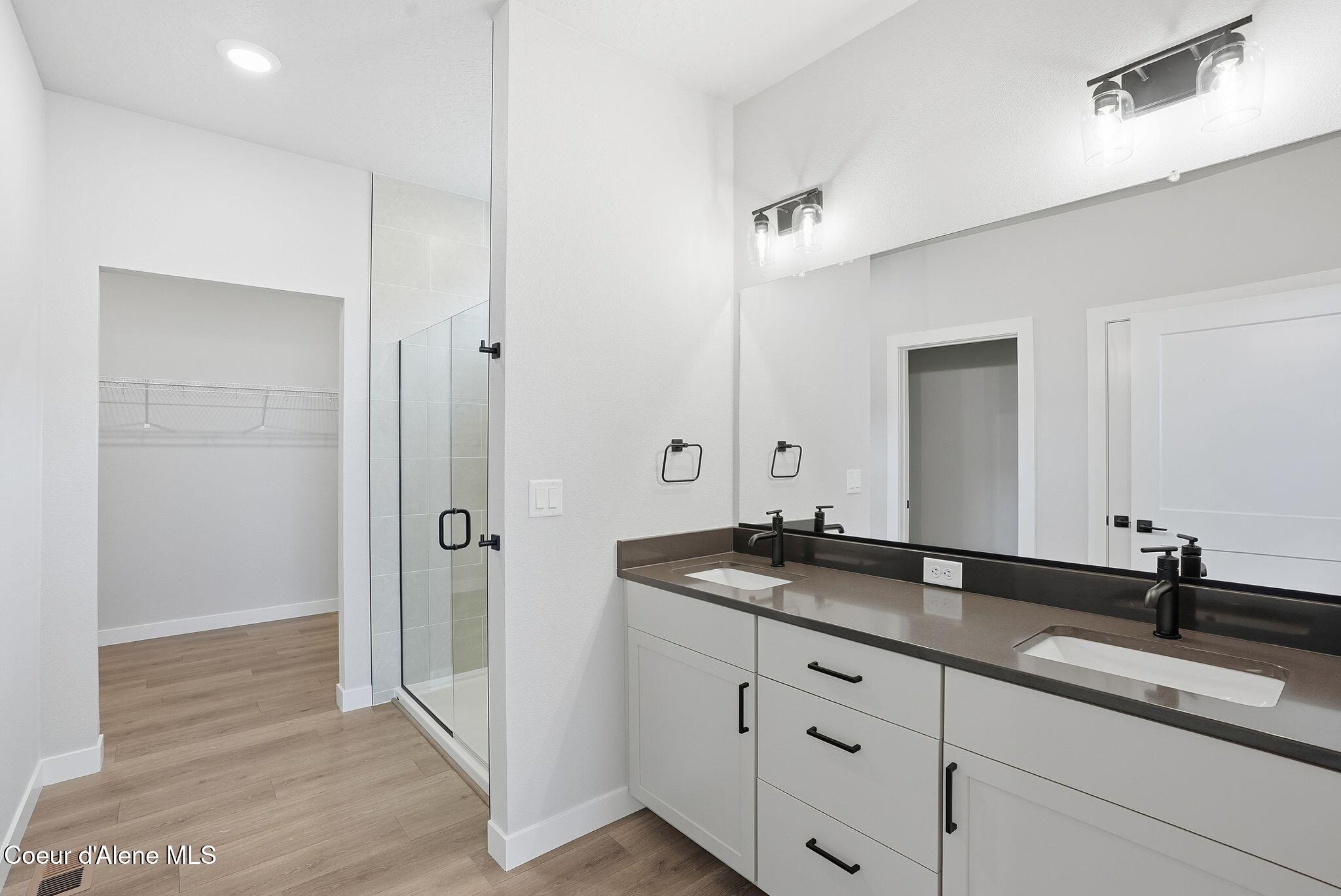 Coeur d'Alene, Idaho, 83815, United States, 4 Bedrooms Bedrooms, ,3 BathroomsBathrooms,Residential,For Sale,2015993