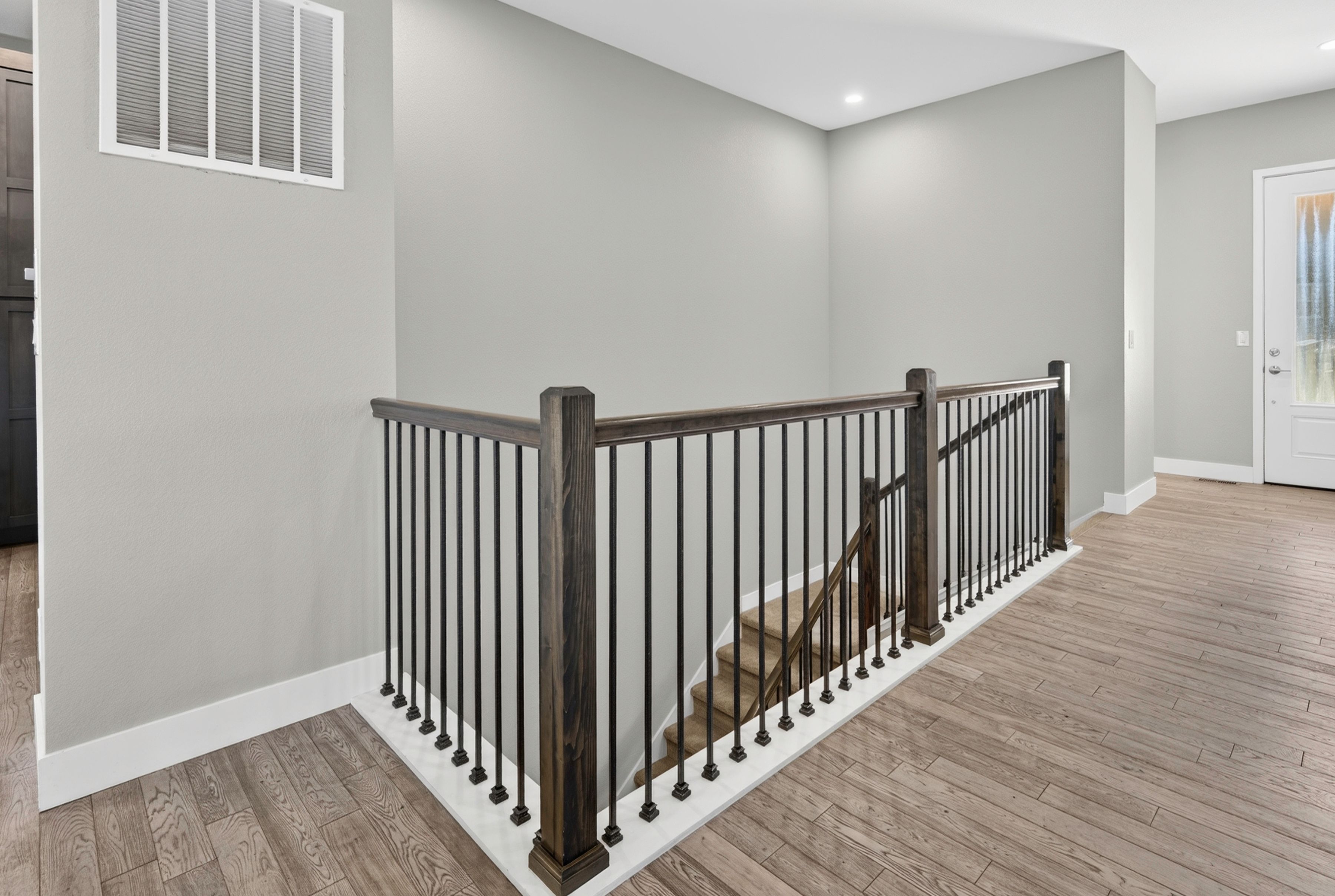  Spacious Ranch-Style Home Ideally Situated on a Cul-de-Sac - 物件實景