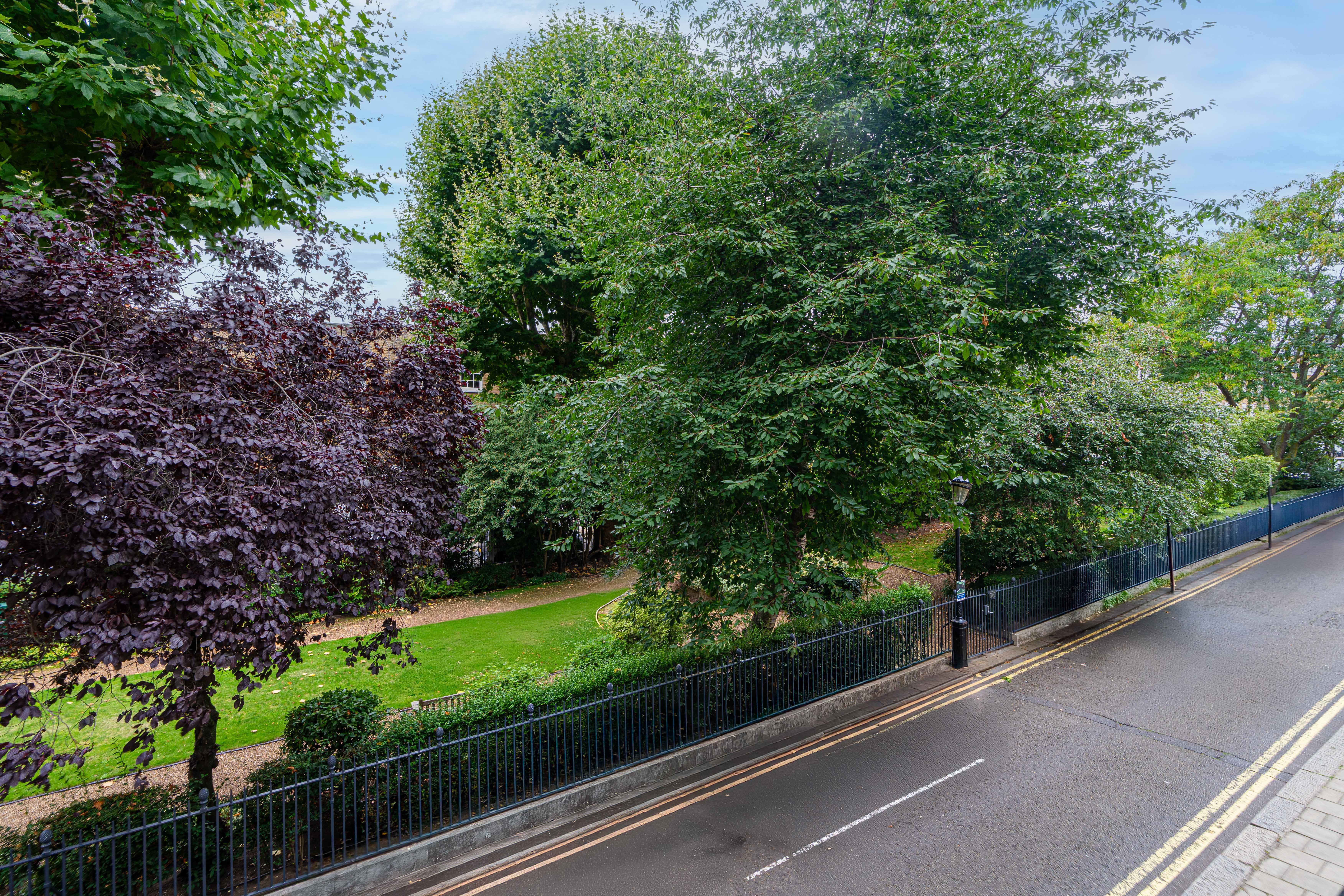  A Five-Storey Knightsbridge Townhouse Overlooking a Leafy Garden Square - 物件實景