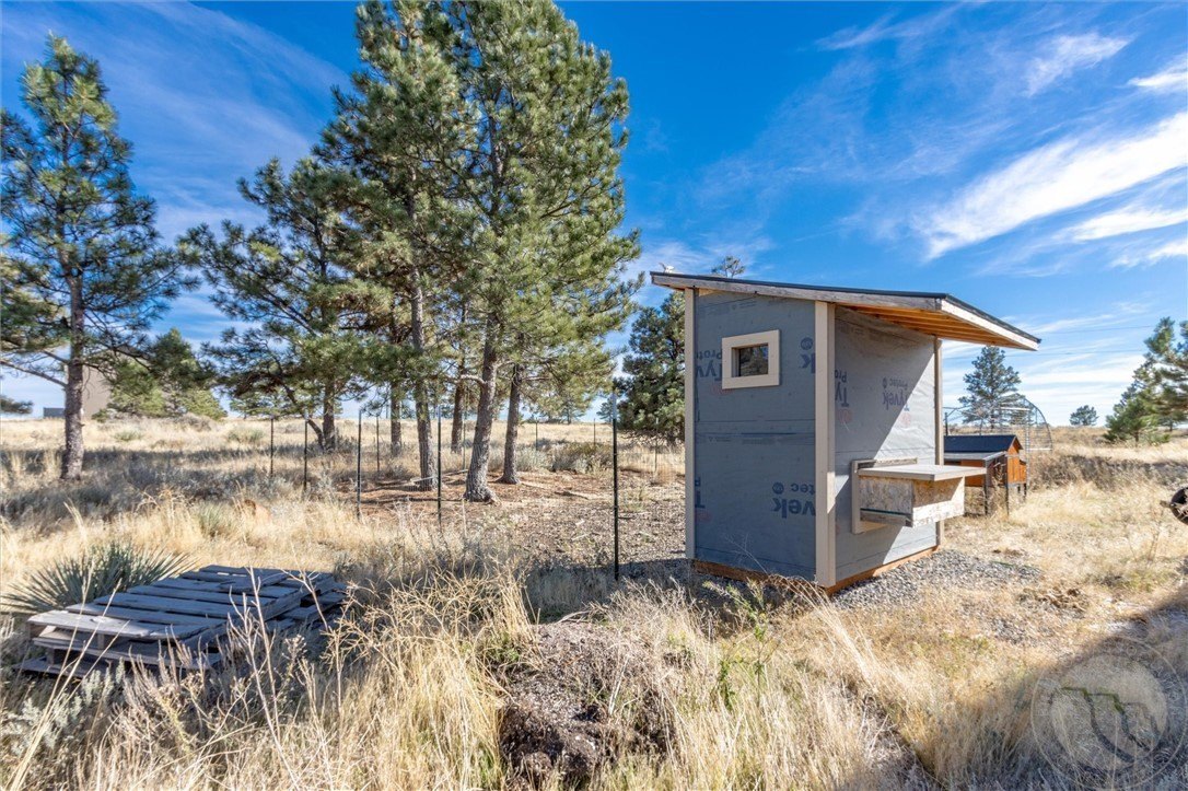 Laurel, Montana, 59044, United States, 4 Bedrooms Bedrooms, ,3 BathroomsBathrooms,Residential,For Sale,1982955