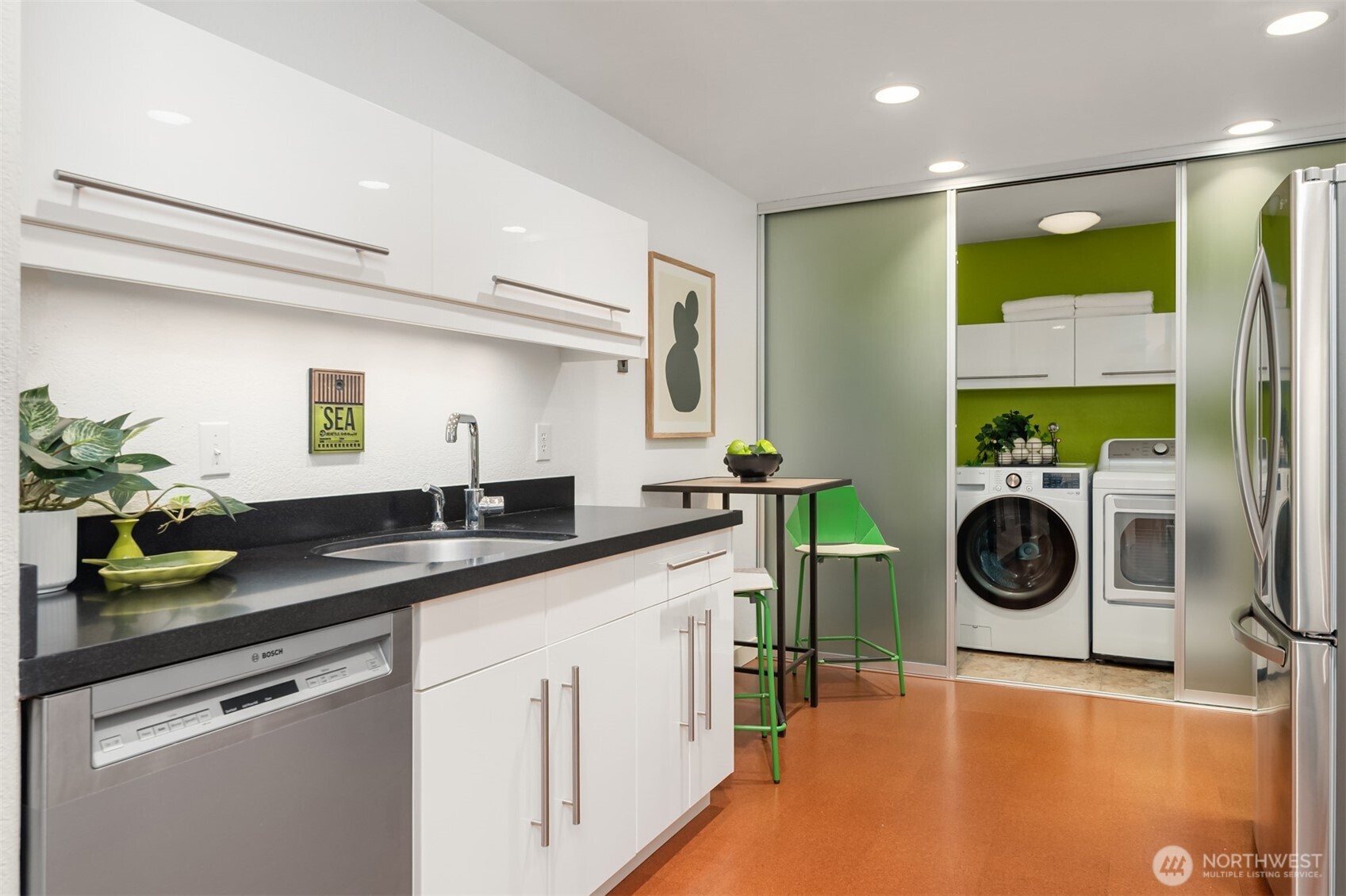 Seattle, Washington, 98122, United States, 2 Bedrooms Bedrooms, ,1 BathroomBathrooms,Residential,For Sale,1955628