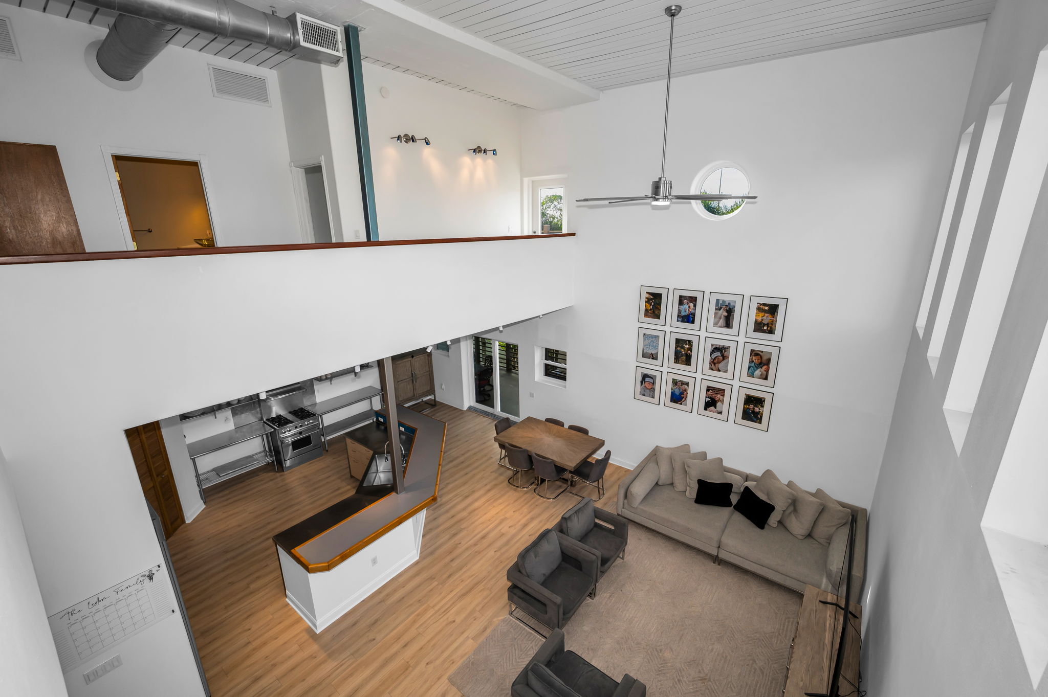 Treasure Island, Florida, 33706, United States, 3 Bedrooms Bedrooms, ,3 BathroomsBathrooms,Residential,For Sale,1996419