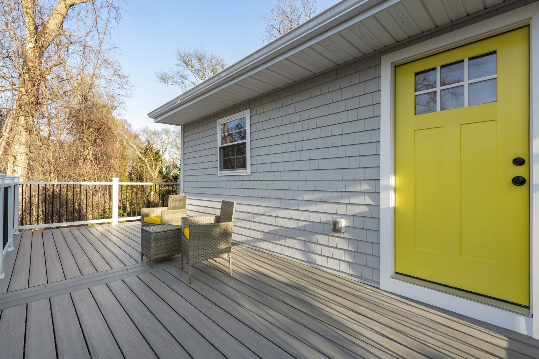 South Dartmouth, Massachusetts, 02748, United States, 4 Bedrooms Bedrooms, ,2 BathroomsBathrooms,Residential,For Sale,1977281