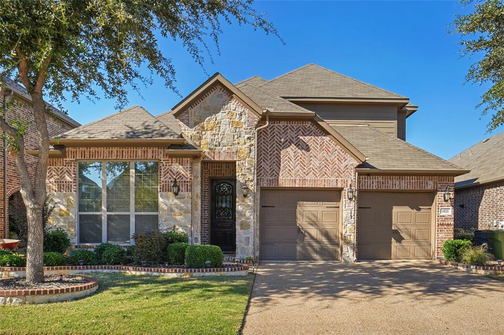 Lewisville, Texas, 75067, United States, 3 Bedrooms Bedrooms, ,3 BathroomsBathrooms,Residential,For Sale,1975272