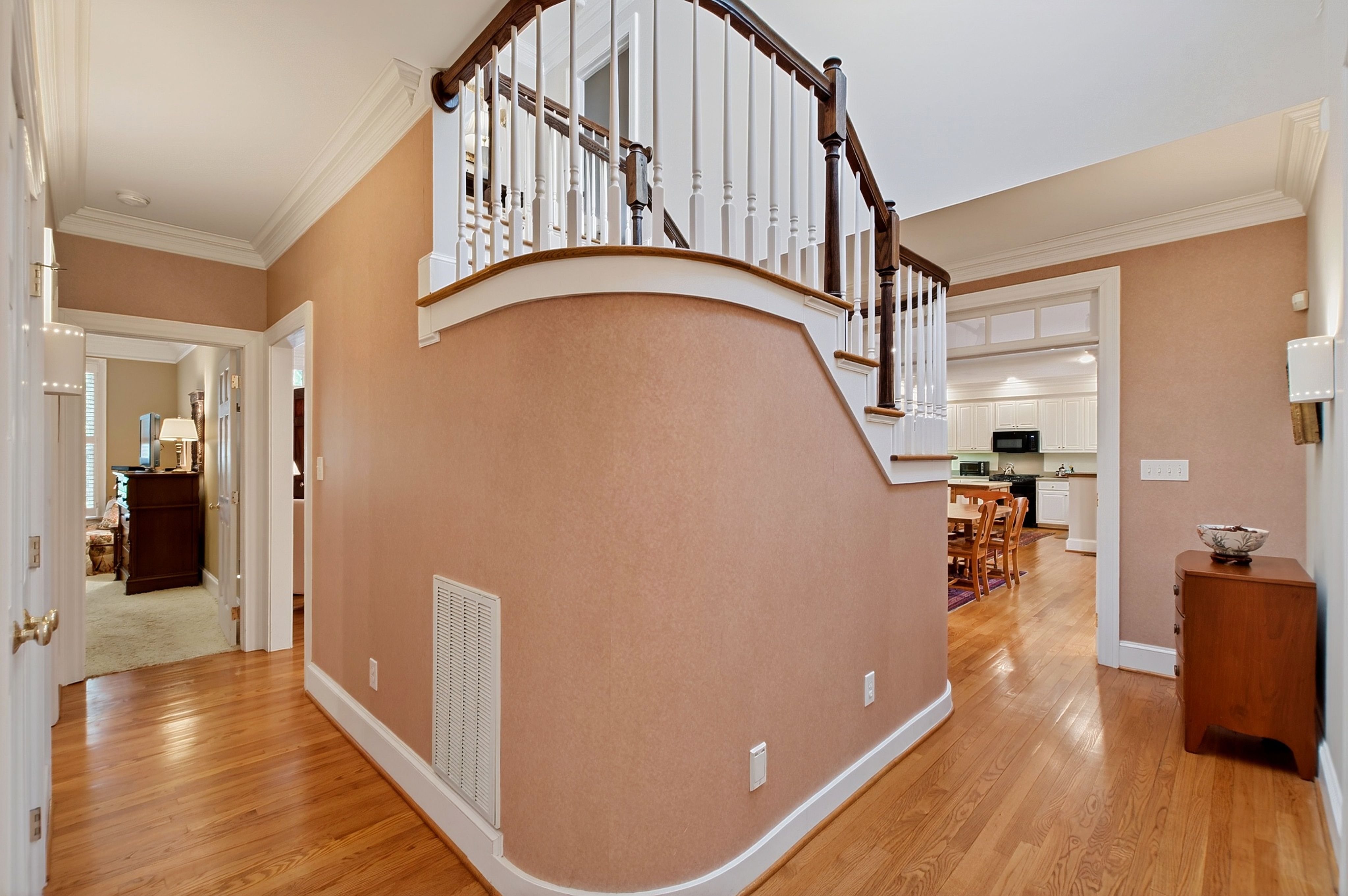  3708 Lubbock Drive, Raleigh, NC 27612 - 物件實景
