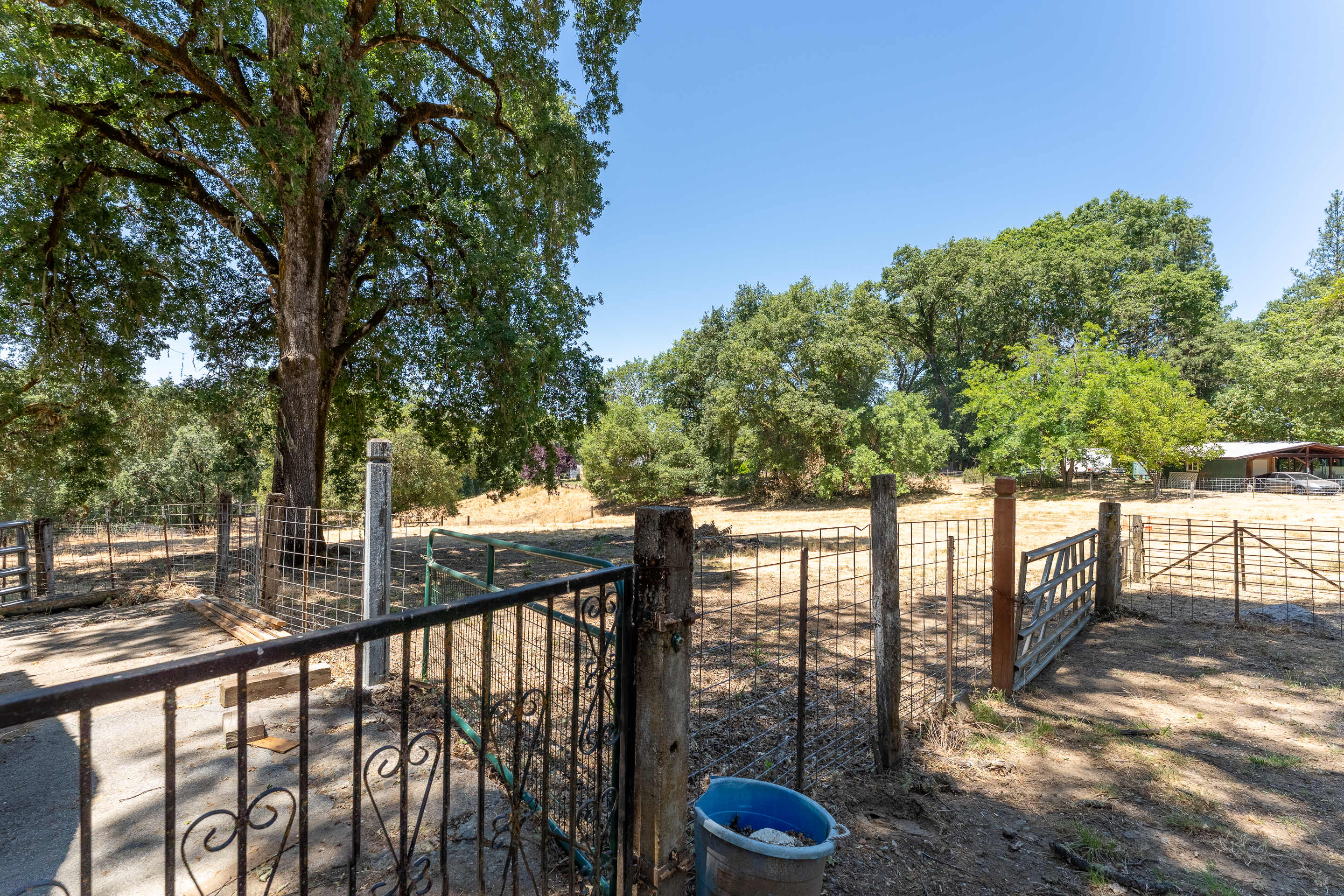 Willits, California, 95490, United States, 3 Bedrooms Bedrooms, ,2 BathroomsBathrooms,Residential,For Sale,1883434