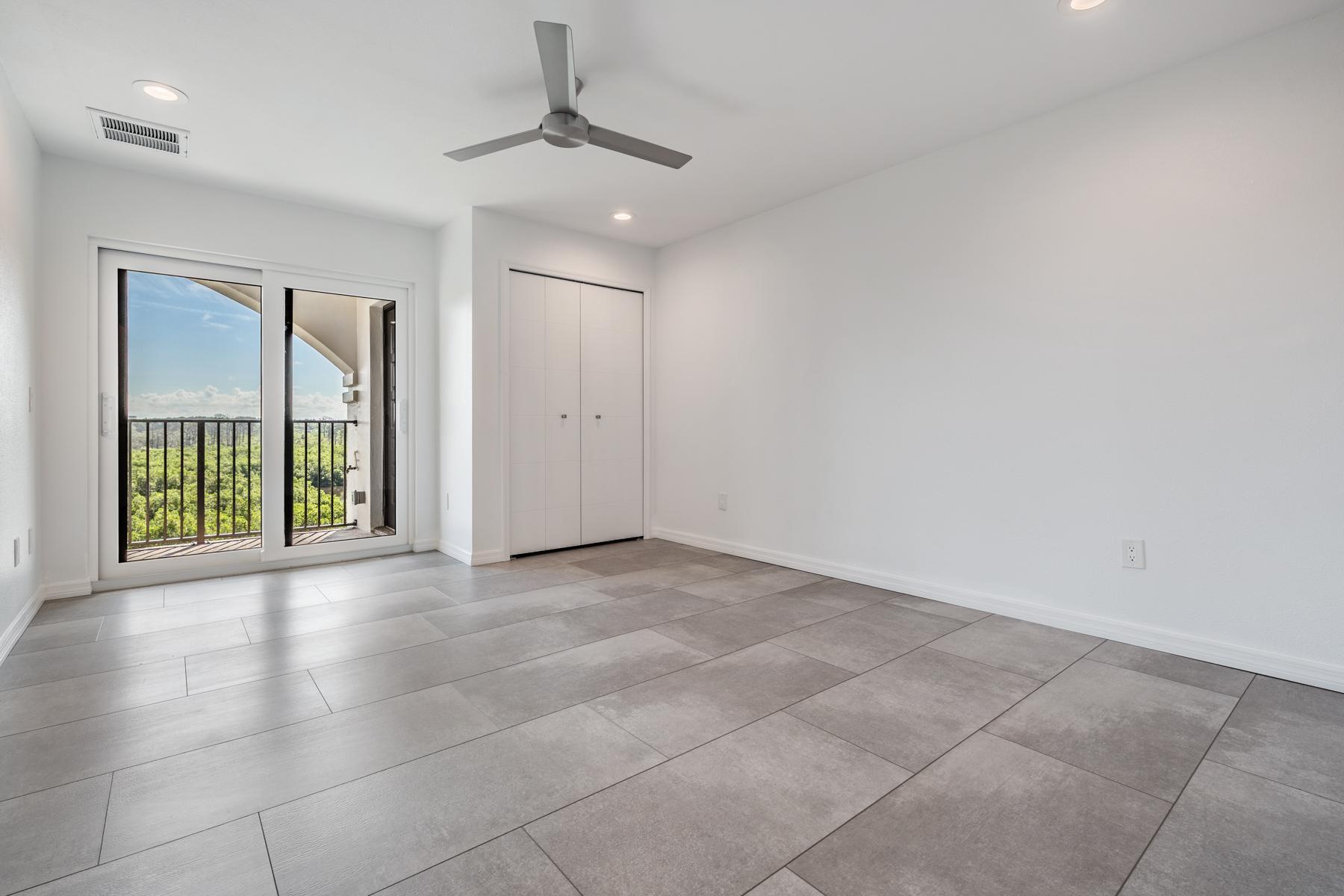 Tarpon Springs, Florida, 34689, United States, 4 Bedrooms Bedrooms, ,4 BathroomsBathrooms,Residential,For Sale,1863560