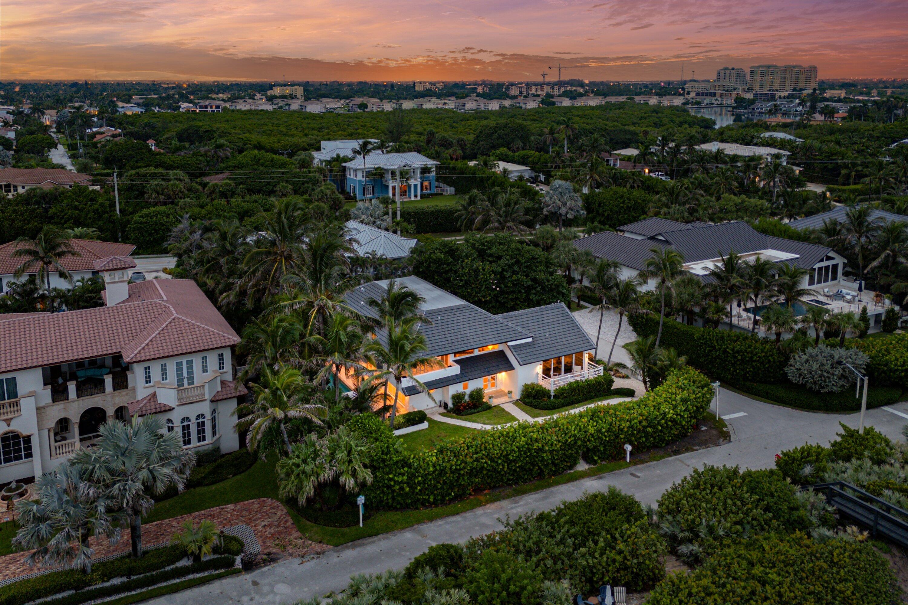 Ocean Ridge, Florida, 33435, United States, 3 Bedrooms Bedrooms, ,5 BathroomsBathrooms,Residential,For Sale,1951492
