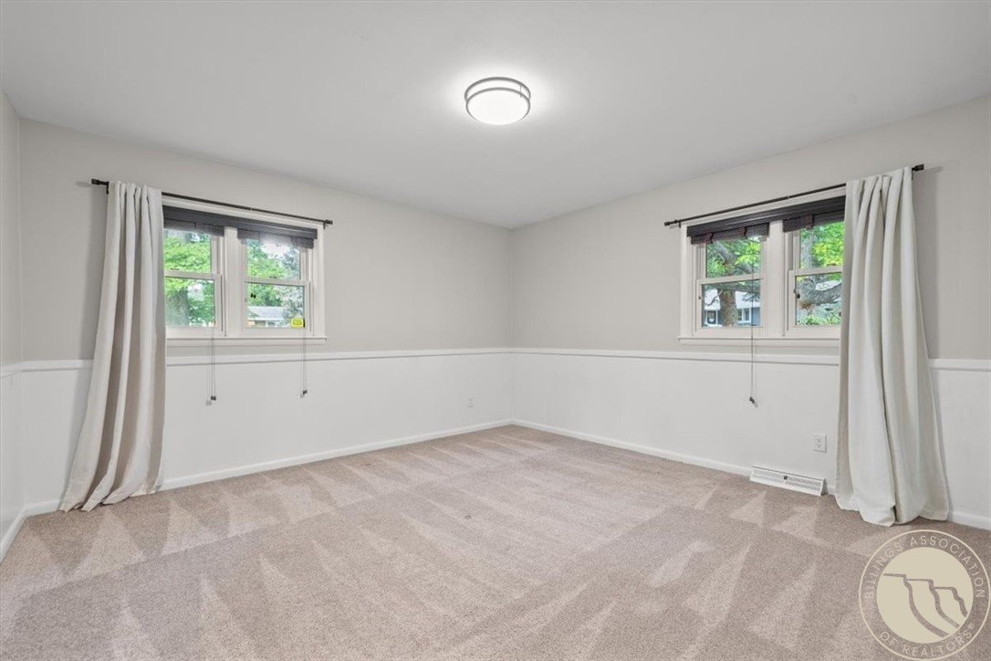 Billings, Montana, 59102, United States, 6 Bedrooms Bedrooms, ,3 BathroomsBathrooms,Residential,For Sale,1975257