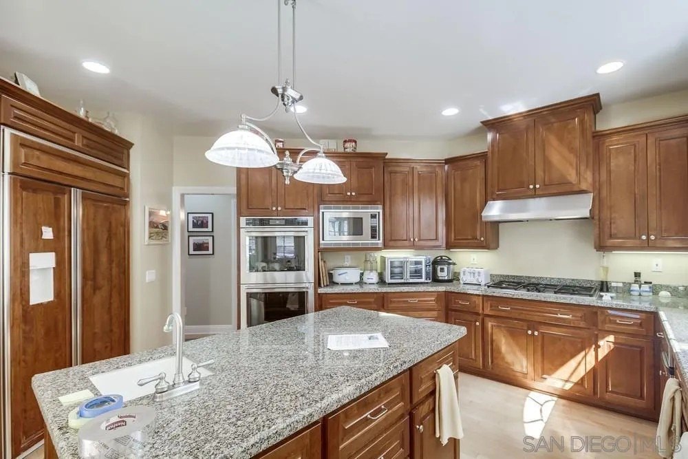 Julian, California, 92036, United States, 5 Bedrooms Bedrooms, ,5 BathroomsBathrooms,Residential,For Sale,1997382