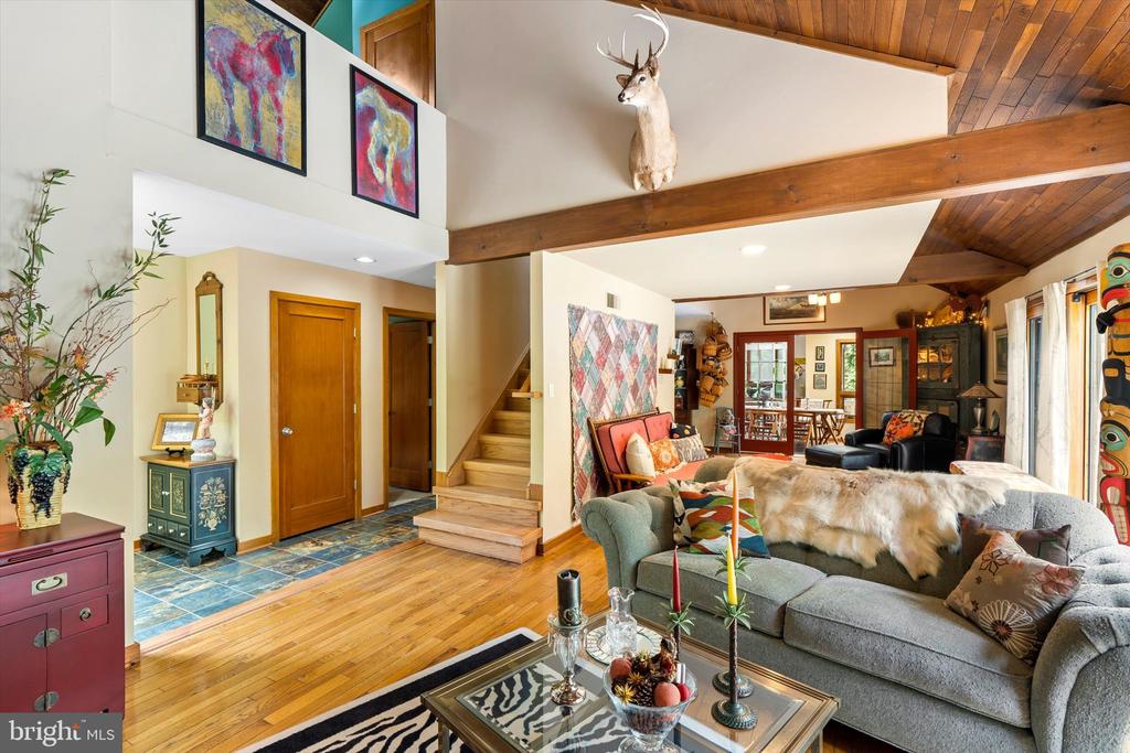 Wrightstown, New Jersey, 08562, United States, 5 Bedrooms Bedrooms, ,4 BathroomsBathrooms,Residential,For Sale,2048850