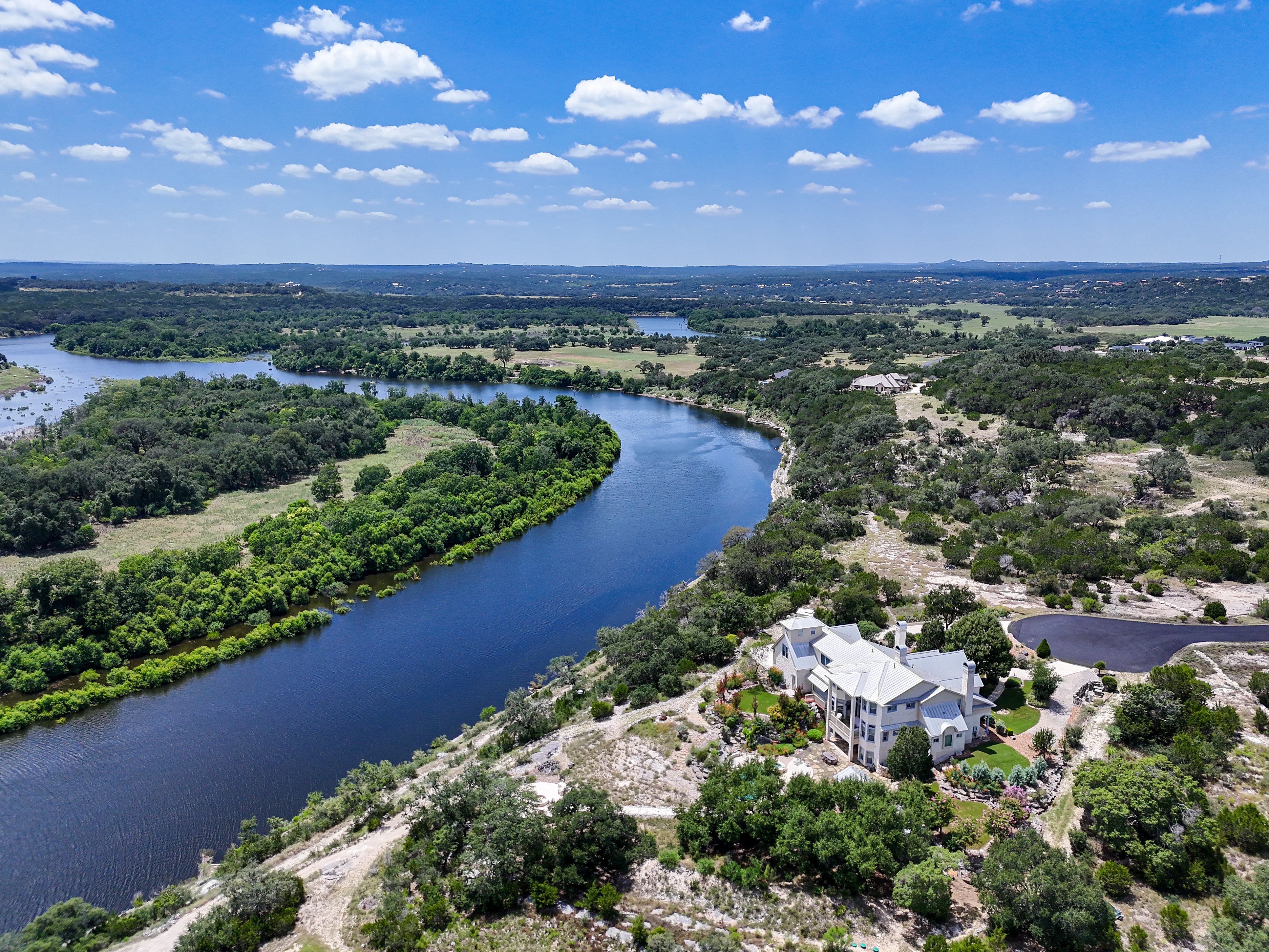 Refined Hill Country Living on the Guadalupe - 物件實景