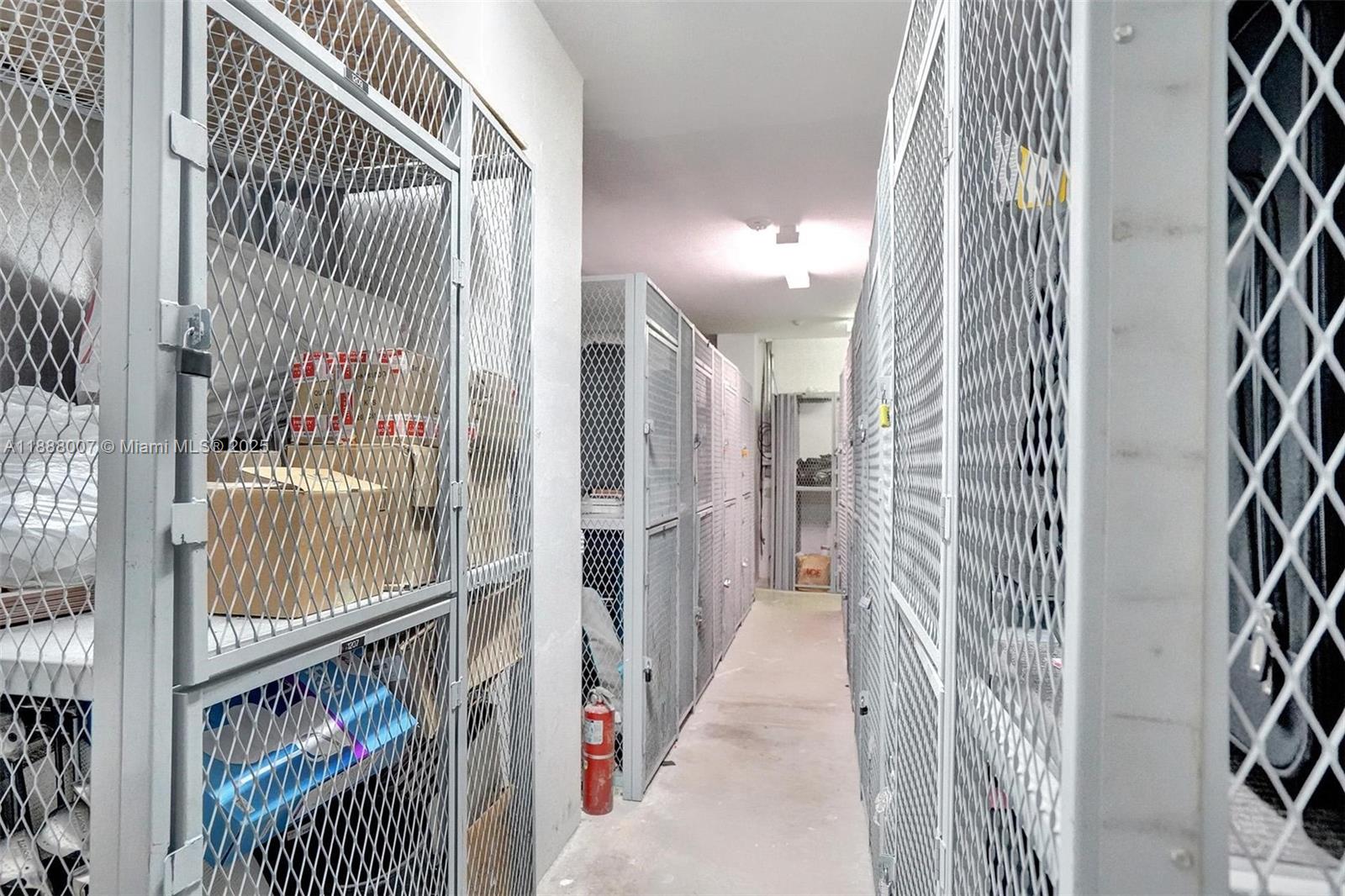 Aventura, Florida, 33180, United States, 2 Bedrooms Bedrooms, ,2 BathroomsBathrooms,Residential,For Sale,1954501