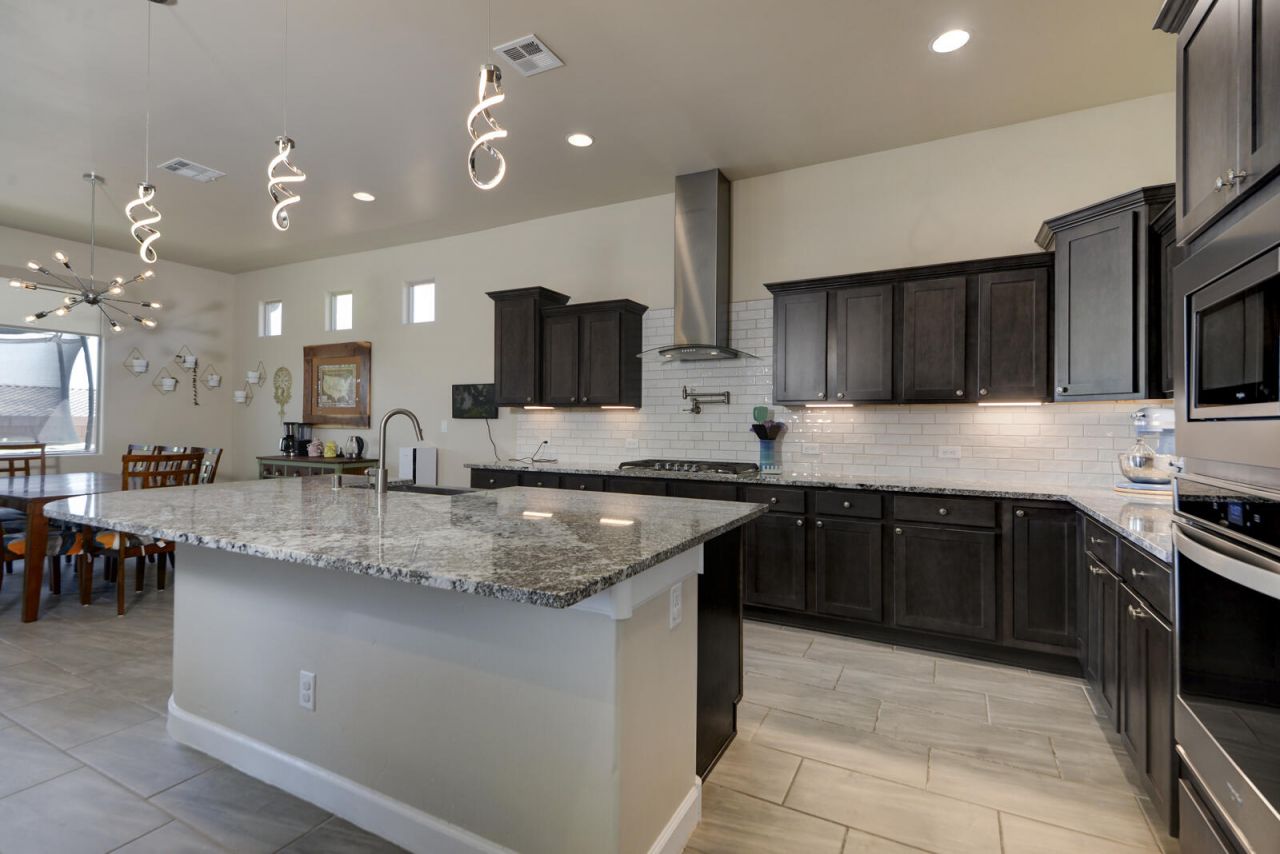 Rio Rancho, New Mexico, 87144, United States, 4 Bedrooms Bedrooms, ,3 BathroomsBathrooms,Residential,For Sale,1895660
