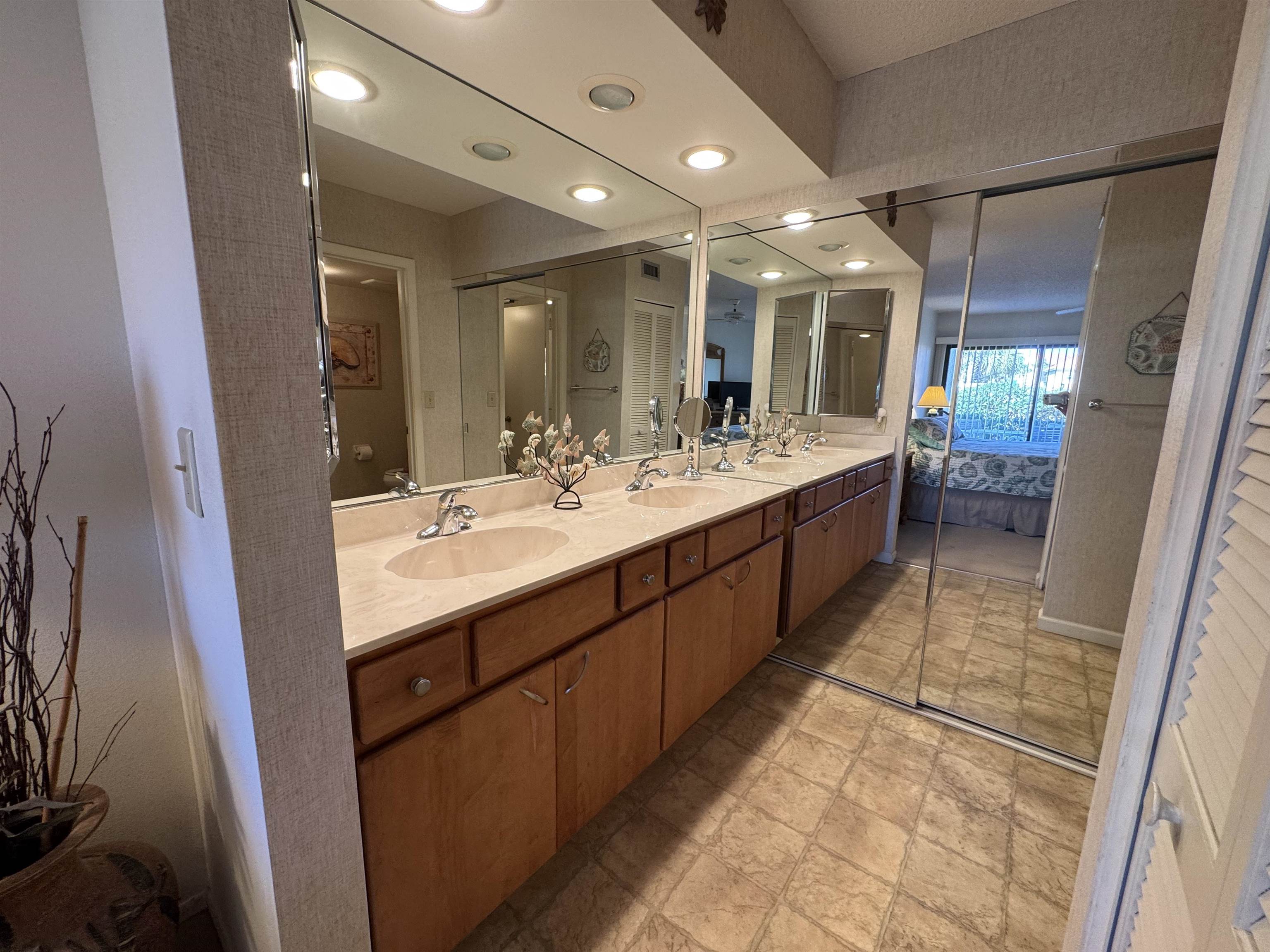 St Augustine, Florida, 32080, United States, 2 Bedrooms Bedrooms, ,2 BathroomsBathrooms,Residential,For Sale,1900865