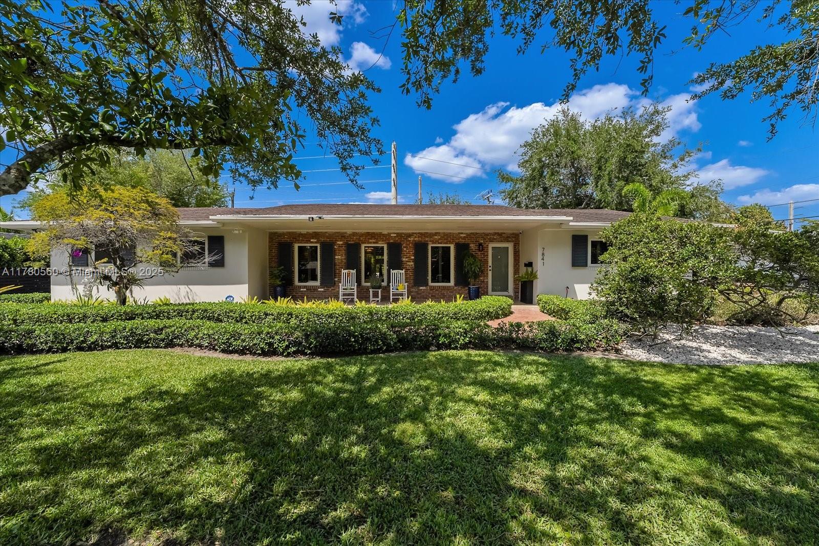 Palmetto Bay, Florida, 33158, United States, 4 Bedrooms Bedrooms, ,3 BathroomsBathrooms,Residential,For Sale,1995550