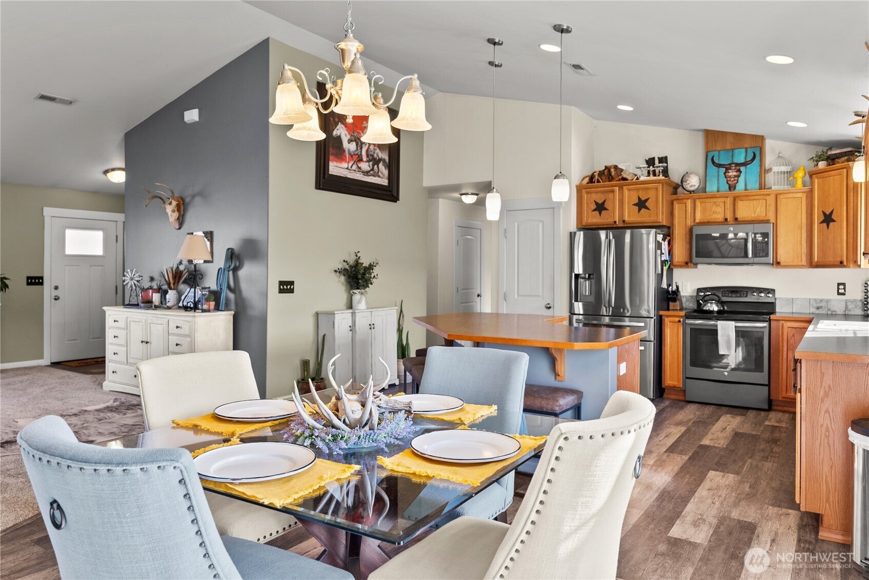 Malott, Washington, 98829, United States, 3 Bedrooms Bedrooms, ,1 BathroomBathrooms,Residential,For Sale,1989338