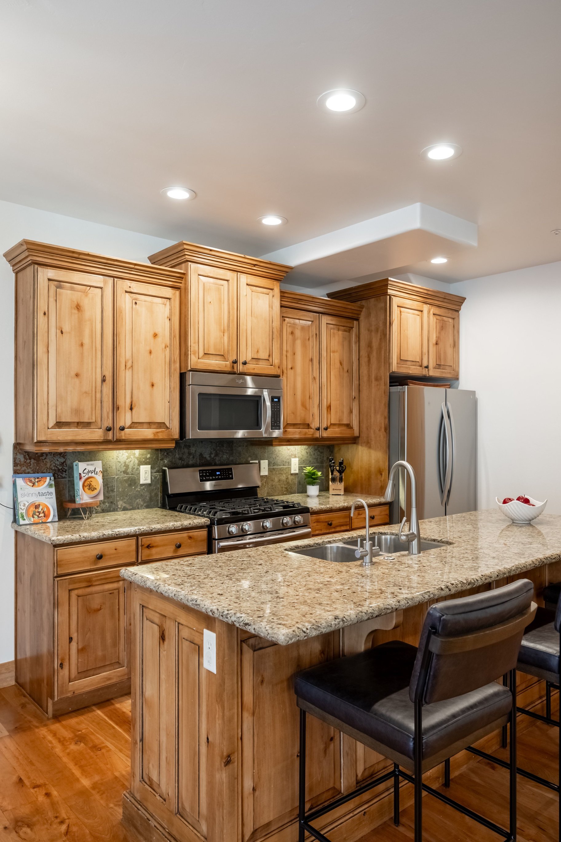  Modern Design Meets Alpine Charm in Jeremy Ranch - 物件實景