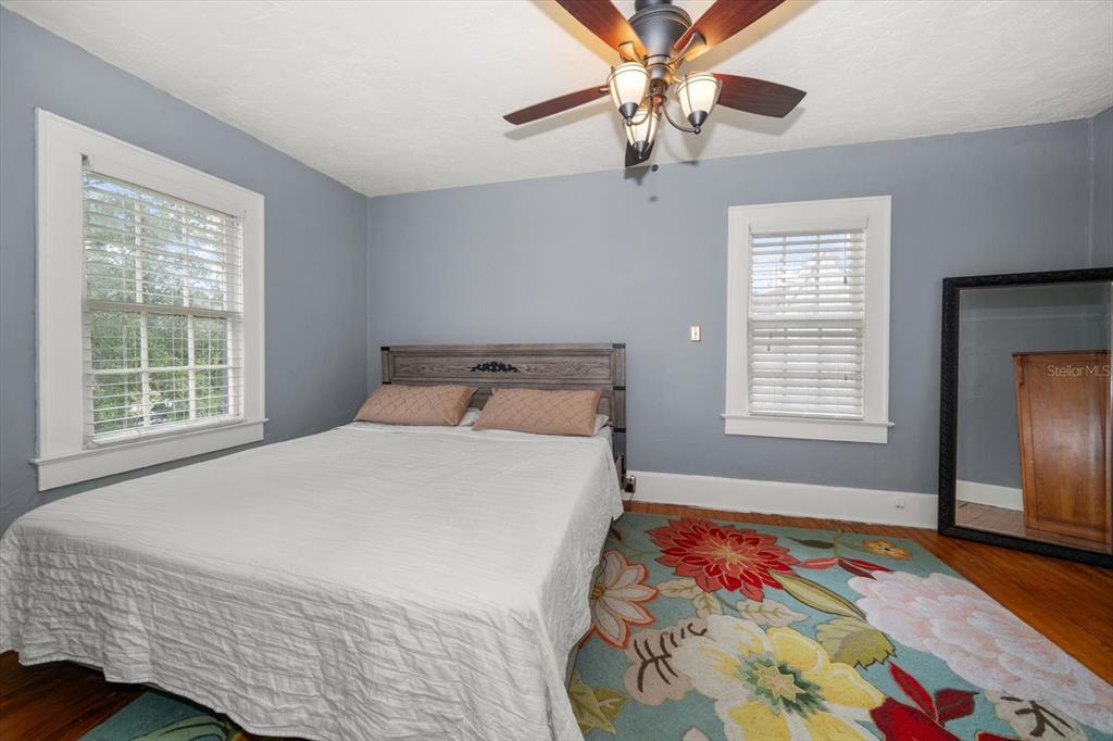 Clearwater, Florida, 33755, United States, 4 Bedrooms Bedrooms, ,3 BathroomsBathrooms,Residential,For Sale,1848993