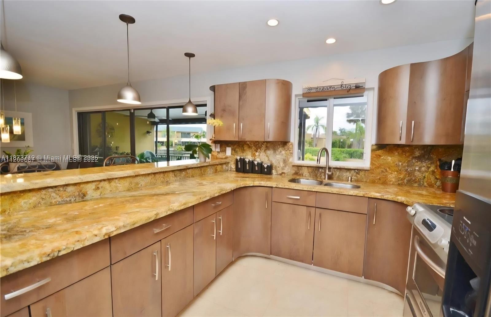 Miami Lakes, Florida, 33014, United States, 3 Bedrooms Bedrooms, ,2 BathroomsBathrooms,Residential,For Sale,1940400