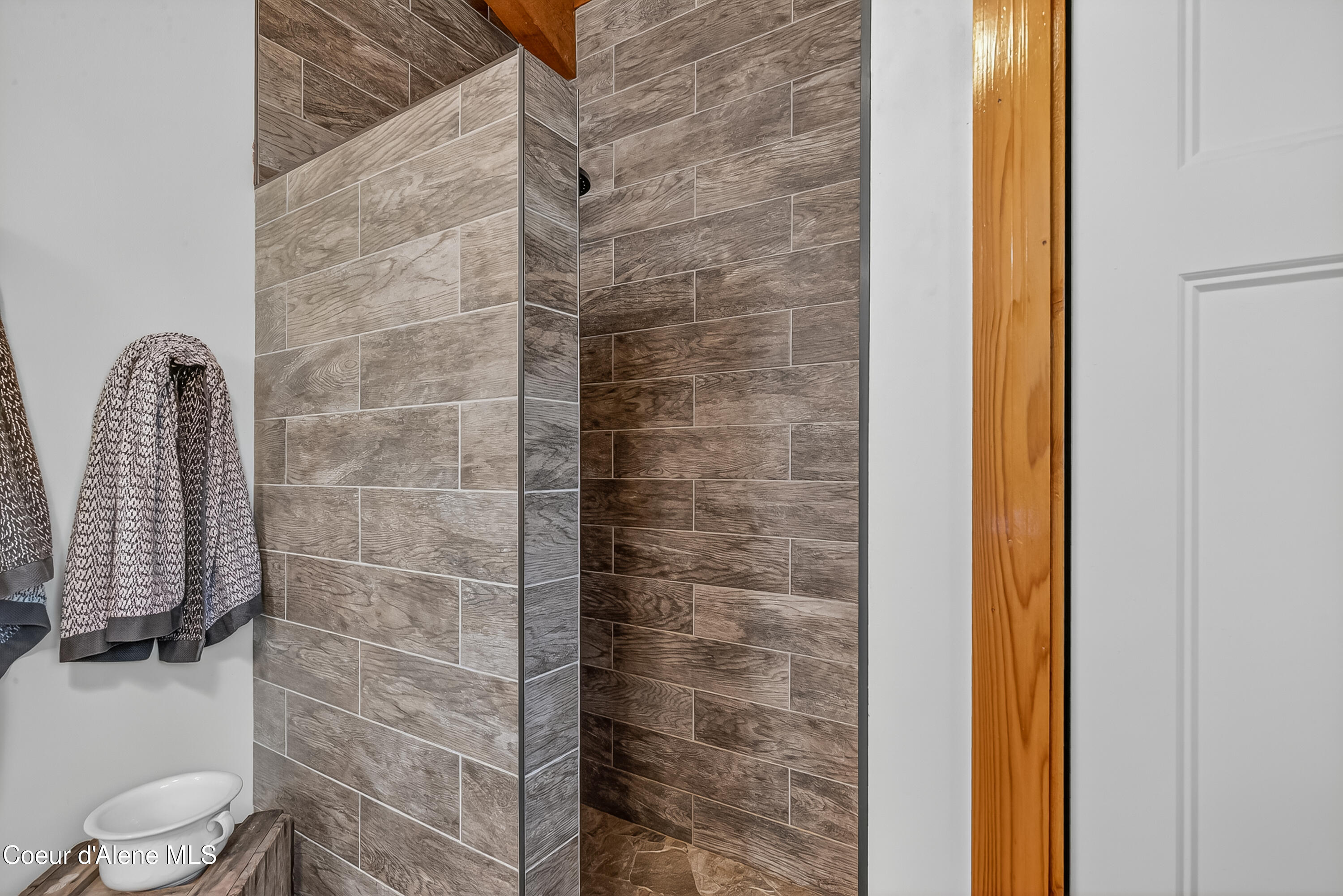 Kendrick, Idaho, 83537, United States, 3 Bedrooms Bedrooms, ,2 BathroomsBathrooms,Residential,For Sale,1977915