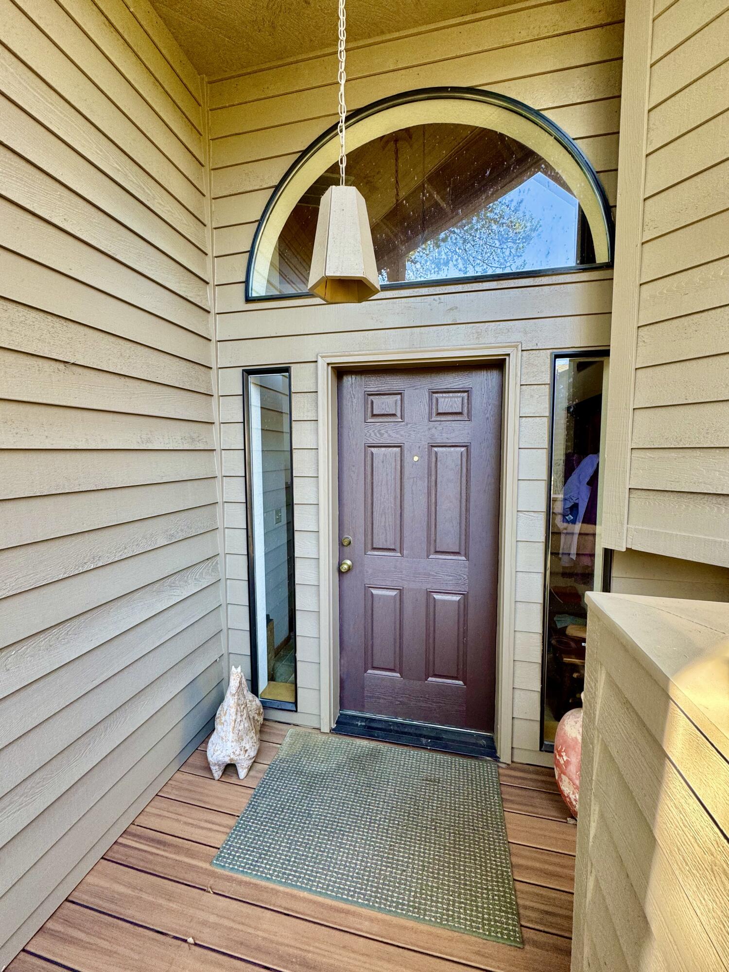 Sunriver, Oregon, 97707, United States, 3 Bedrooms Bedrooms, ,3 BathroomsBathrooms,Residential,For Sale,1778958