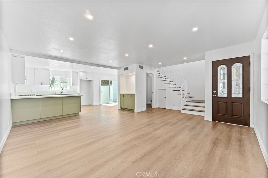 Pasadena, California, 91106, United States, 3 Bedrooms Bedrooms, ,2 BathroomsBathrooms,Residential,For Sale,2005182