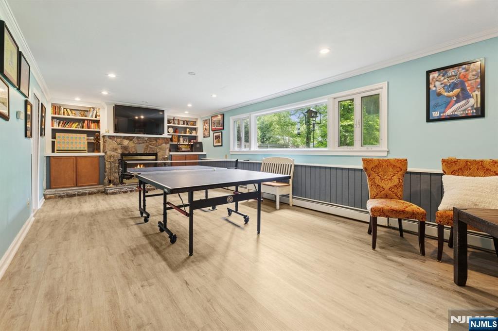 Hillsdale, New Jersey, 07642, United States, 5 Bedrooms Bedrooms, ,3 BathroomsBathrooms,Residential,For Sale,1885332