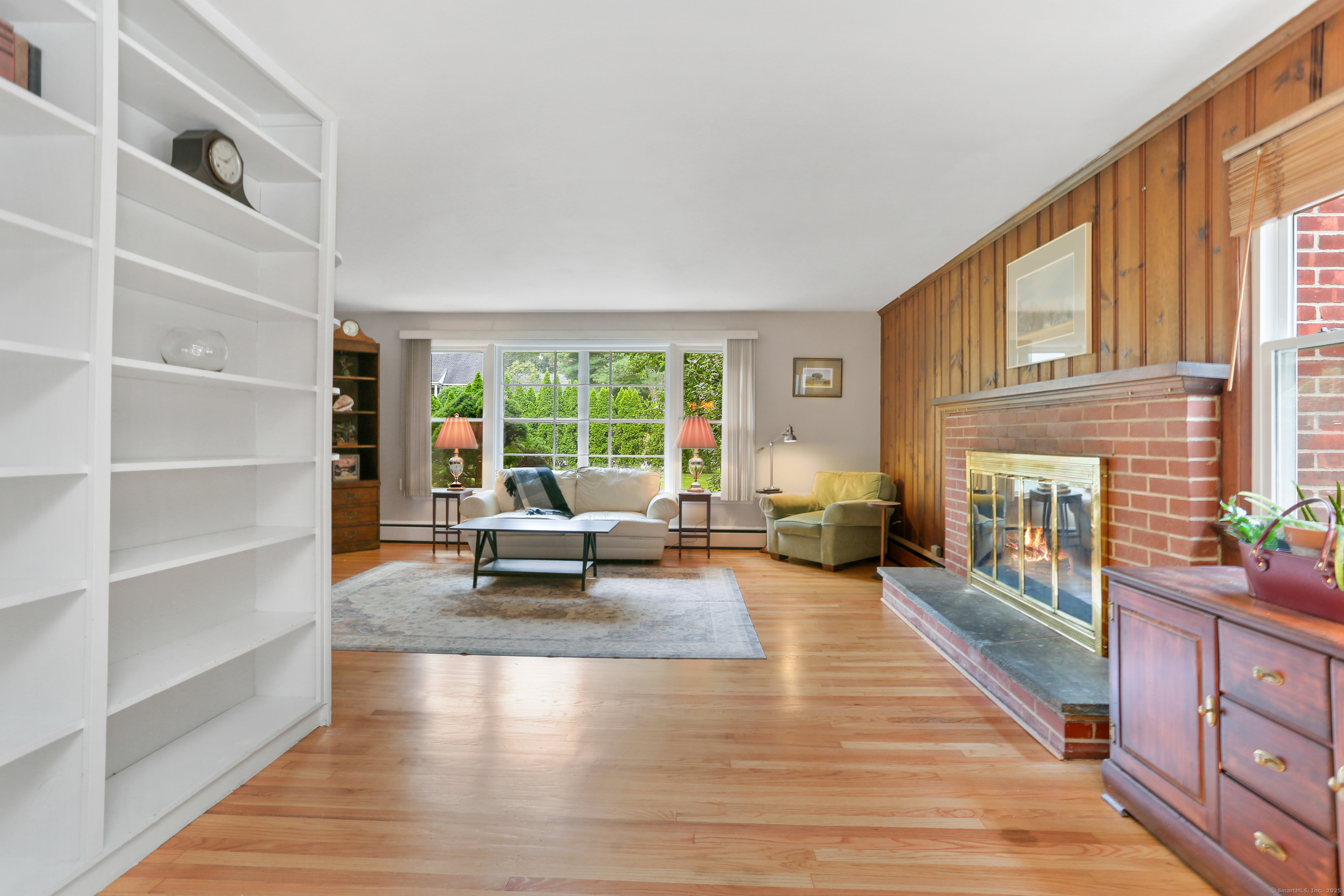 Norwalk, Connecticut, 06850, United States, 3 Bedrooms Bedrooms, ,2 BathroomsBathrooms,Residential,For Sale,1934607