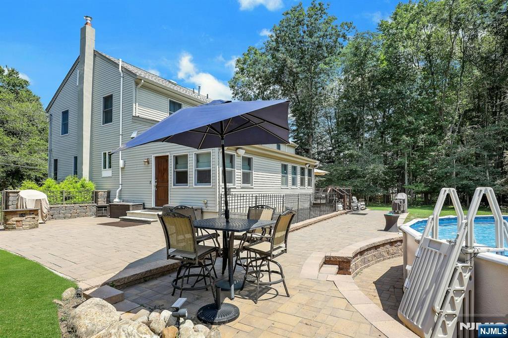 Old Tappan, New Jersey, 07675, United States, 4 Bedrooms Bedrooms, ,3 BathroomsBathrooms,Residential,For Sale,1906748