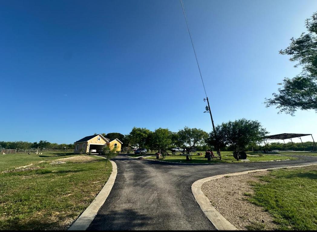 Lockhart, Texas, 78644, United States, 3 Bedrooms Bedrooms, ,2 BathroomsBathrooms,Residential,For Sale,1846511