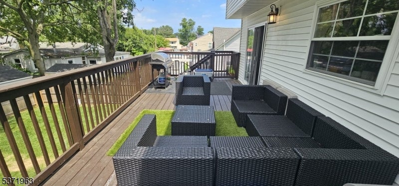 Keansburg Boro, New Jersey, 07734, United States, 4 Bedrooms Bedrooms, ,3 BathroomsBathrooms,Residential,For Sale,1944919