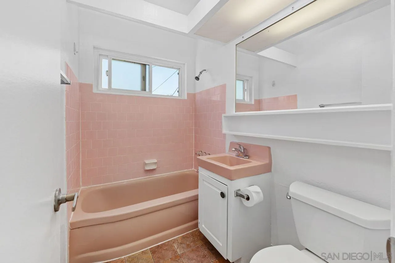 La Jolla, California, 92037, United States, ,1 BathroomBathrooms,Residential,For Sale,1970080