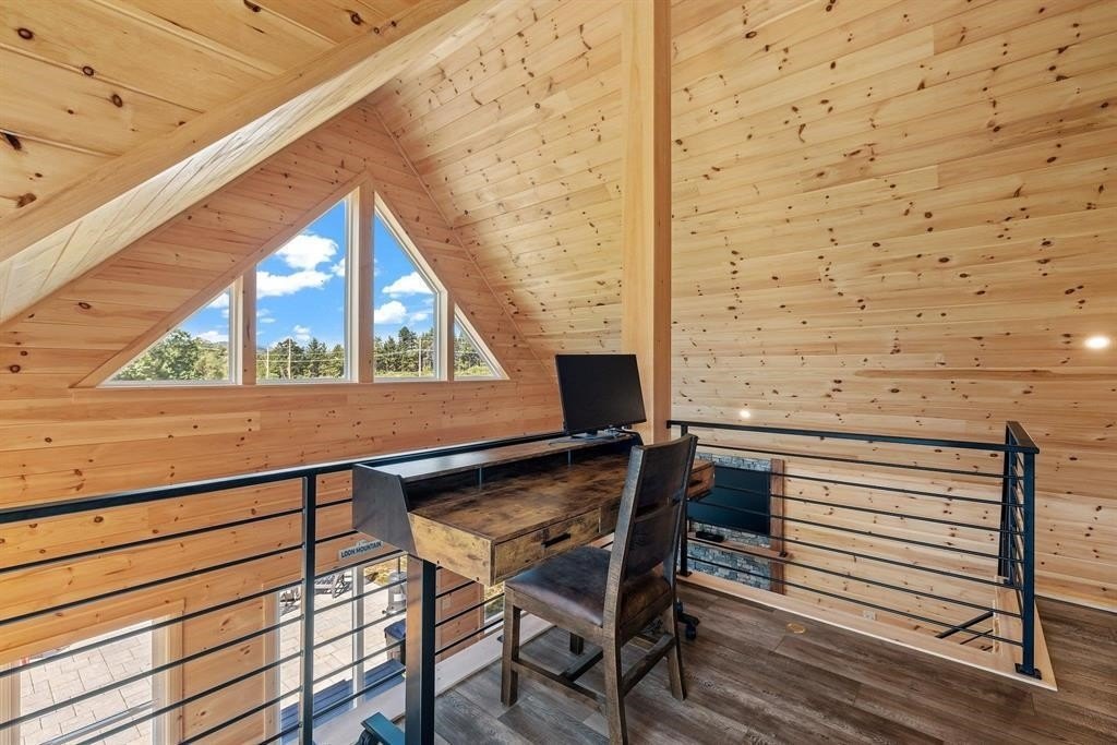 Thornton, New Hampshire, 03285, United States, 3 Bedrooms Bedrooms, ,3 BathroomsBathrooms,Residential,For Sale,1887581
