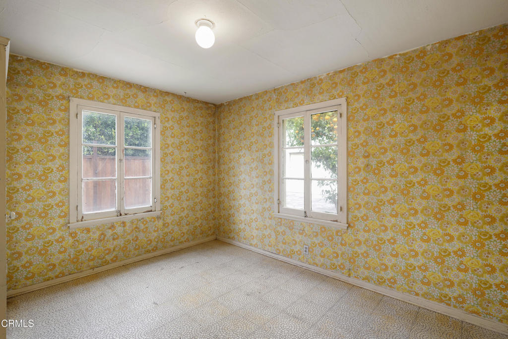 Pasadena, California, 91103, United States, 6 Bedrooms Bedrooms, ,3 BathroomsBathrooms,Residential,For Sale,1950732