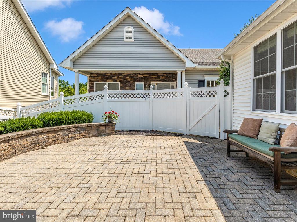 Middletown, Maryland, 21769, United States, 2 Bedrooms Bedrooms, ,3 BathroomsBathrooms,Residential,For Sale,1887633