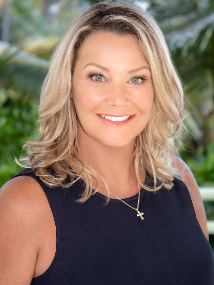 Shelly Cross